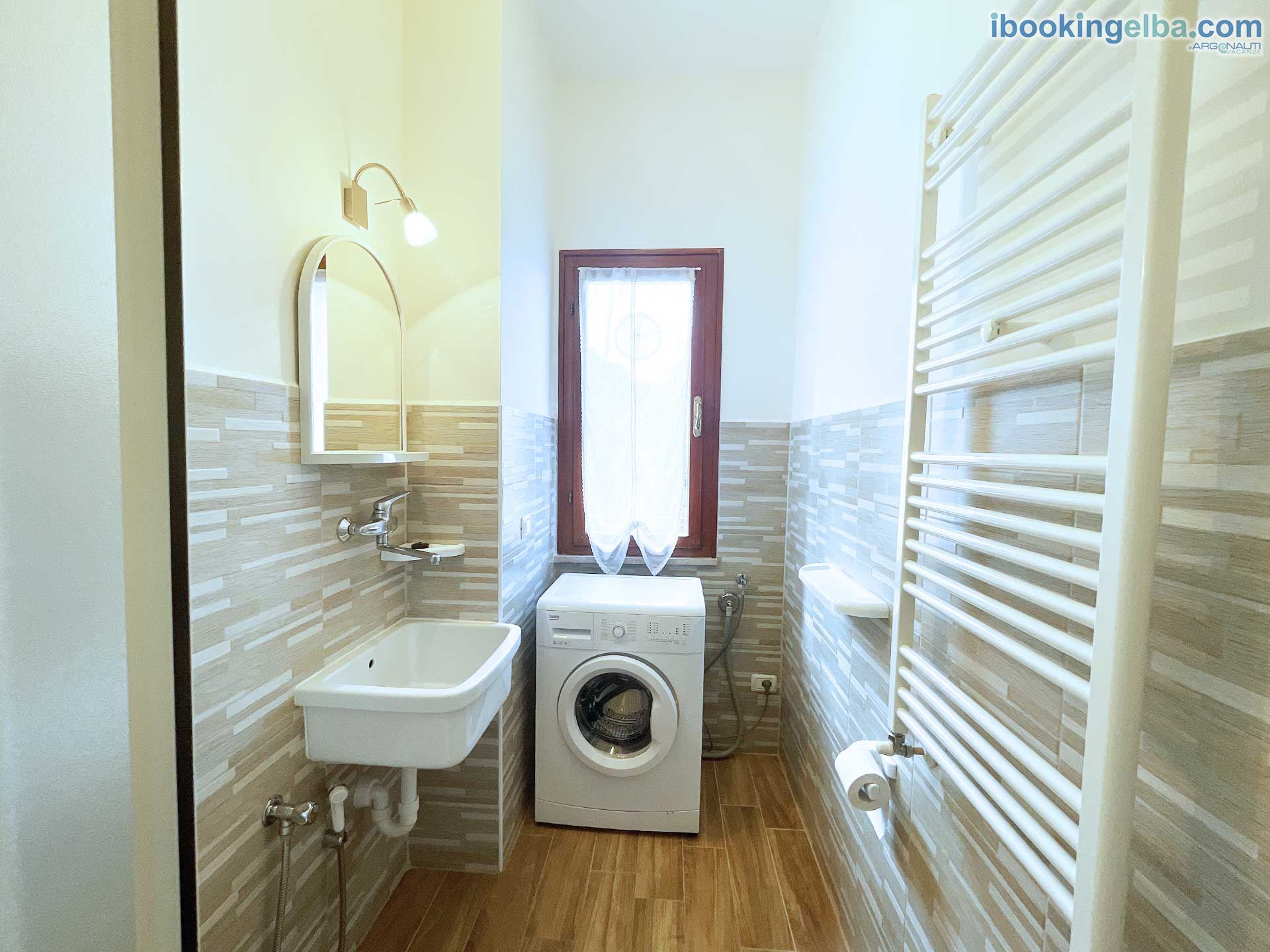 VILLA BEL PANORAMA - PRIMO PIANO - BAGNO 2 CON BOX DOCCIA