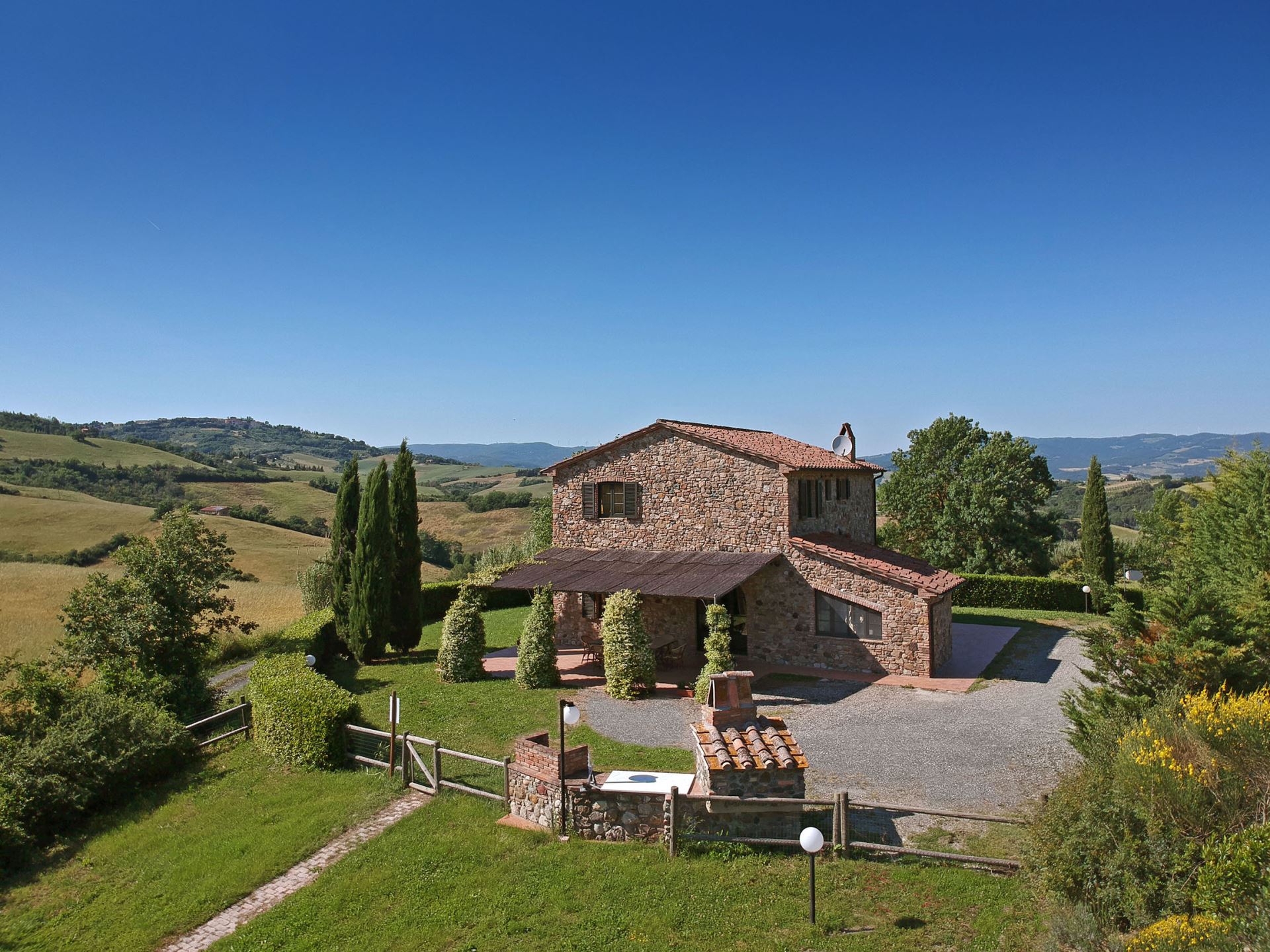 VILLA LARA