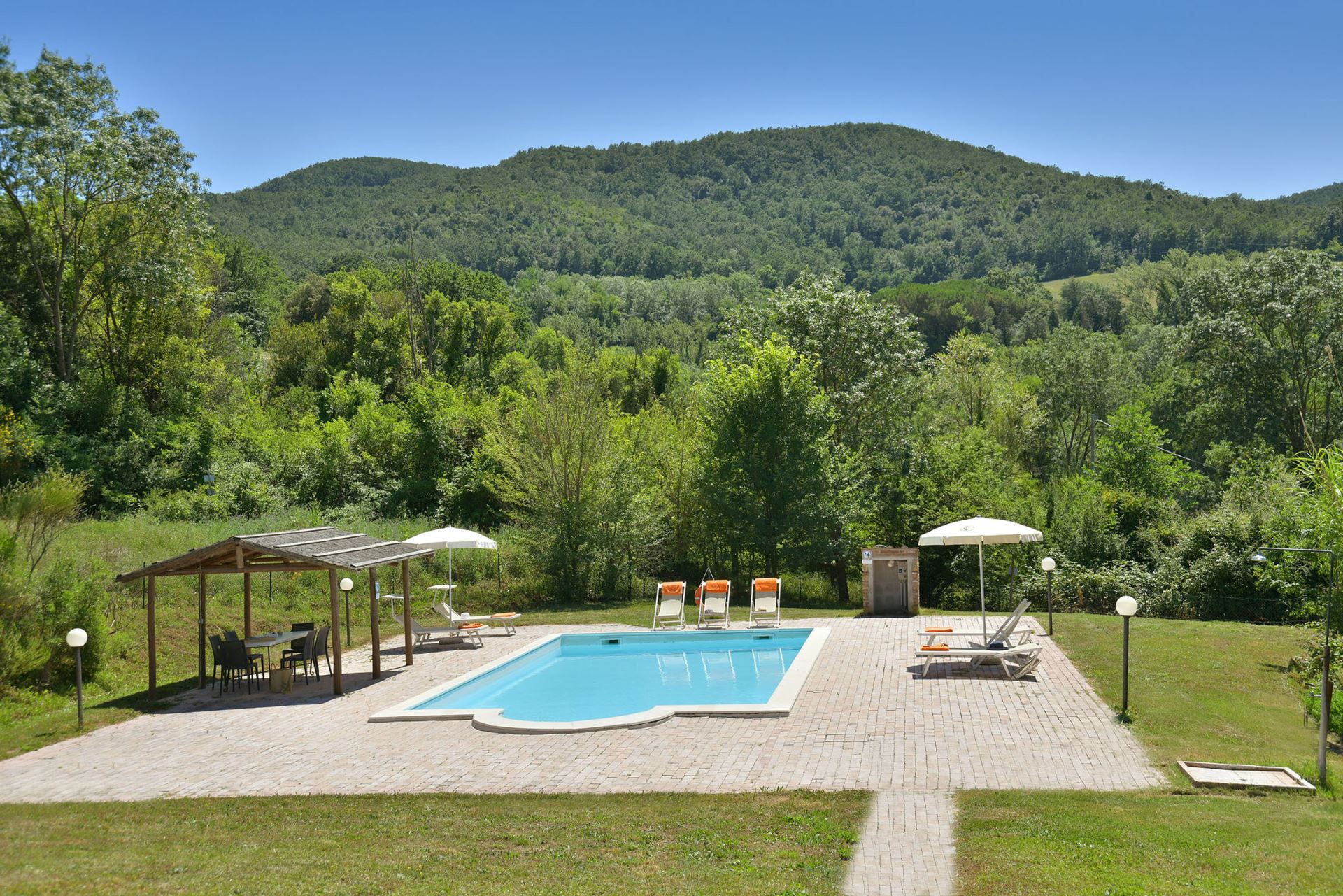 VILLA LARA
