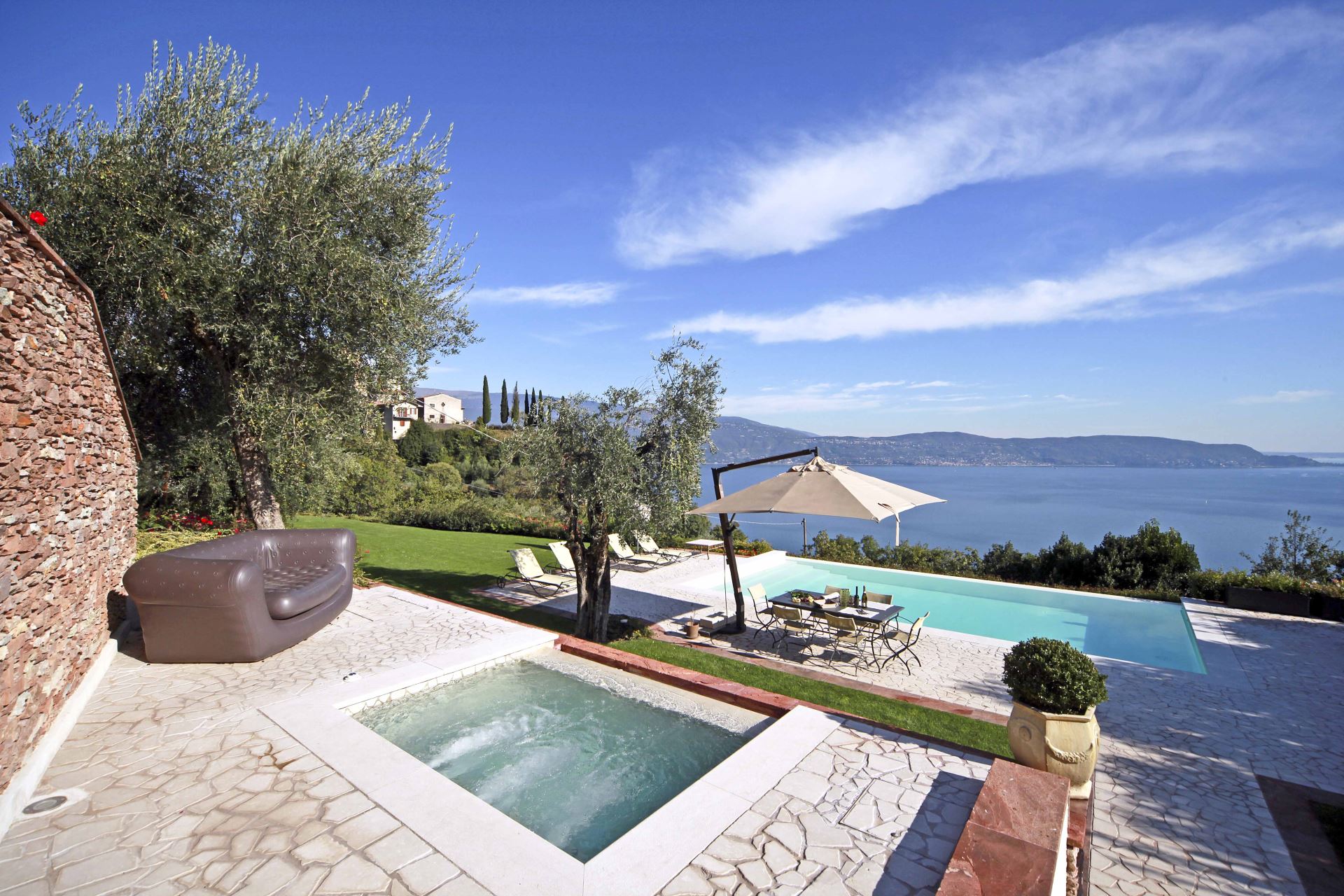 TENUTA LE SELVE