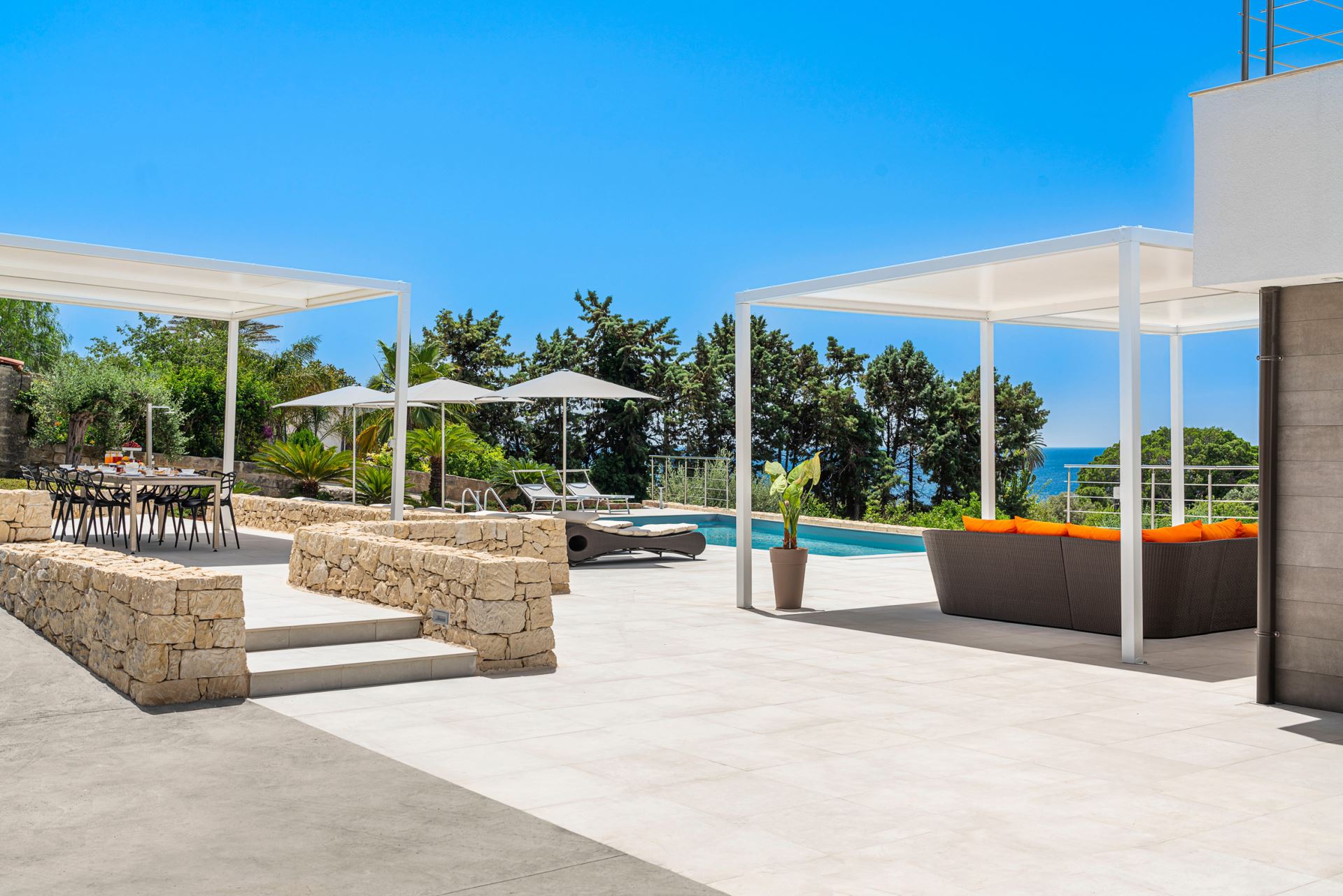 VILLA NINA