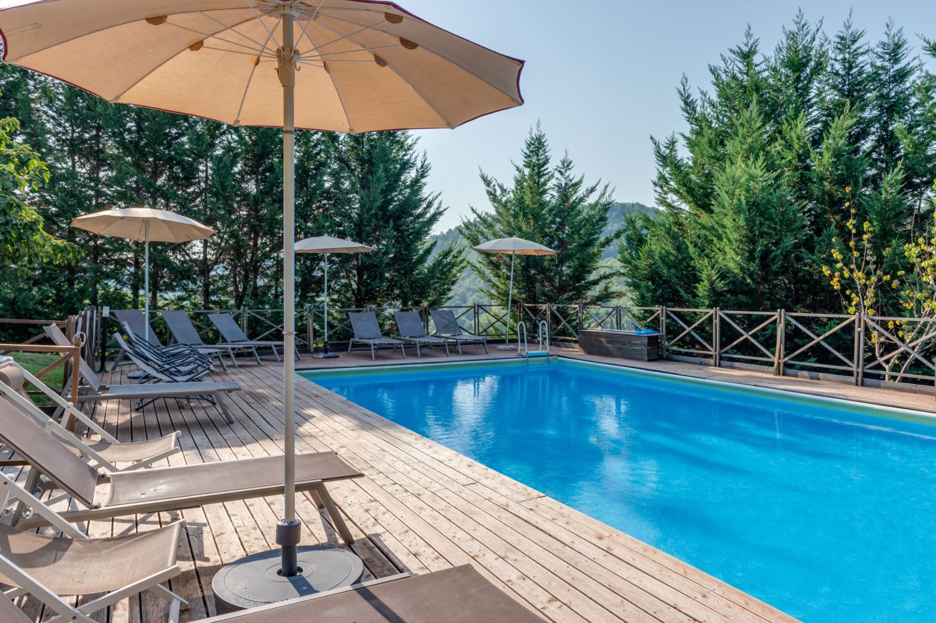 VILLA VAL DI PESA