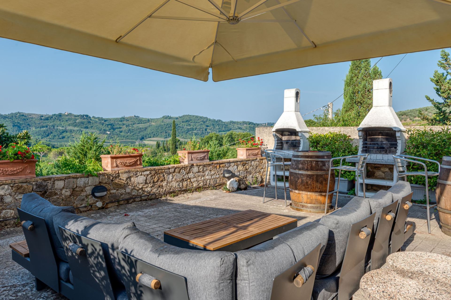 VILLA VAL DI PESA