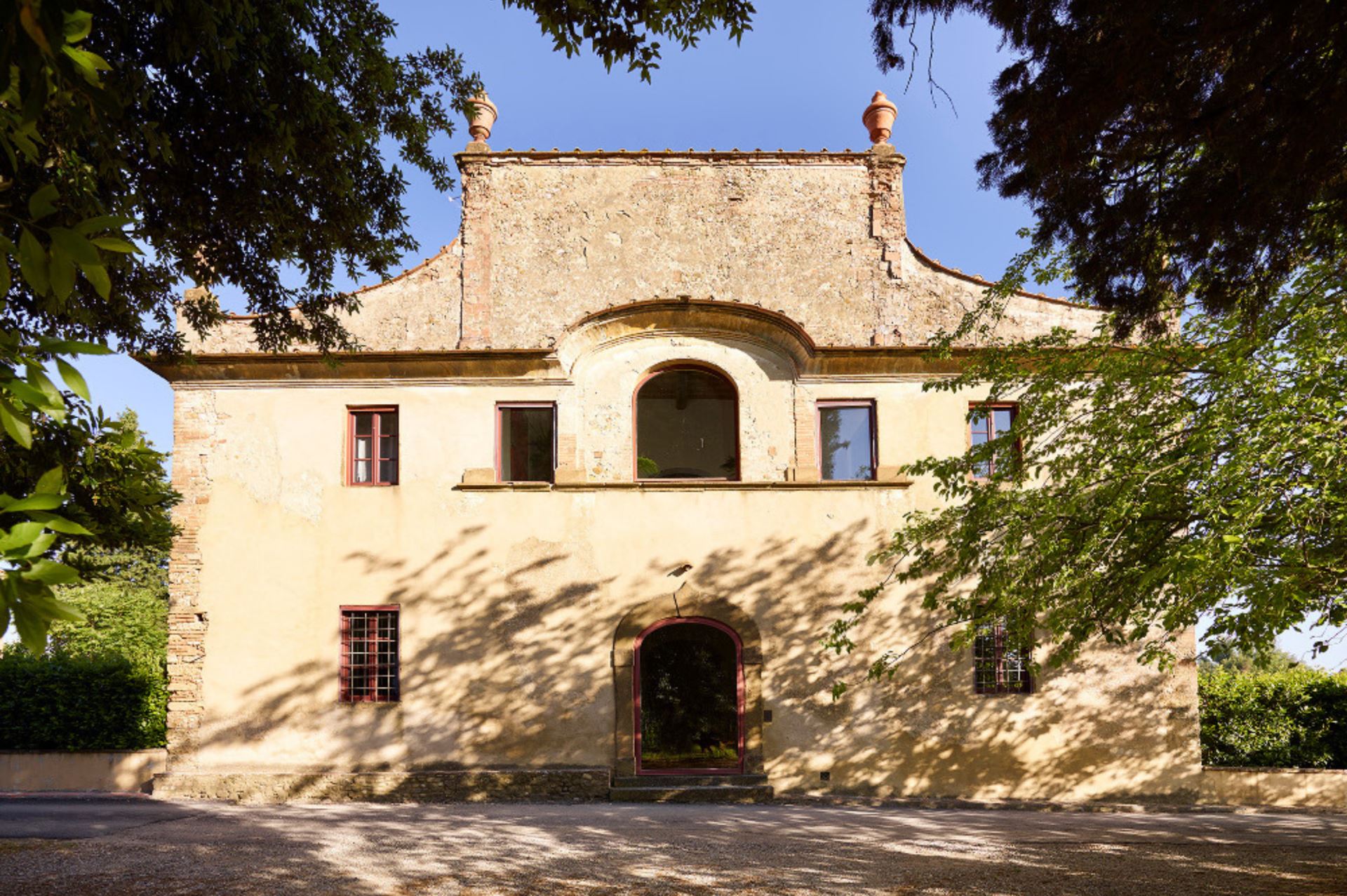 VILLA DEL RICCIO - MAIN and GUEST HOUSE