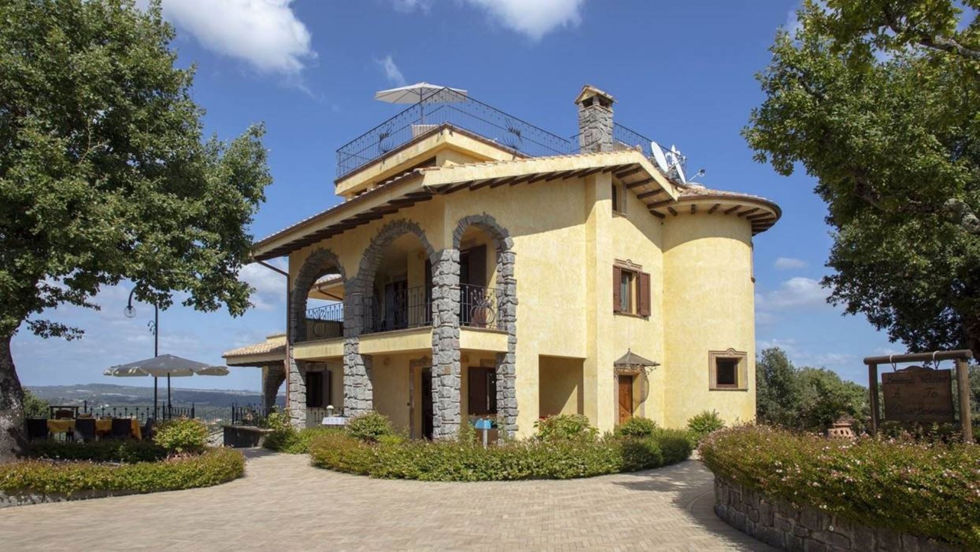 BELVEDERE DEL LAGO