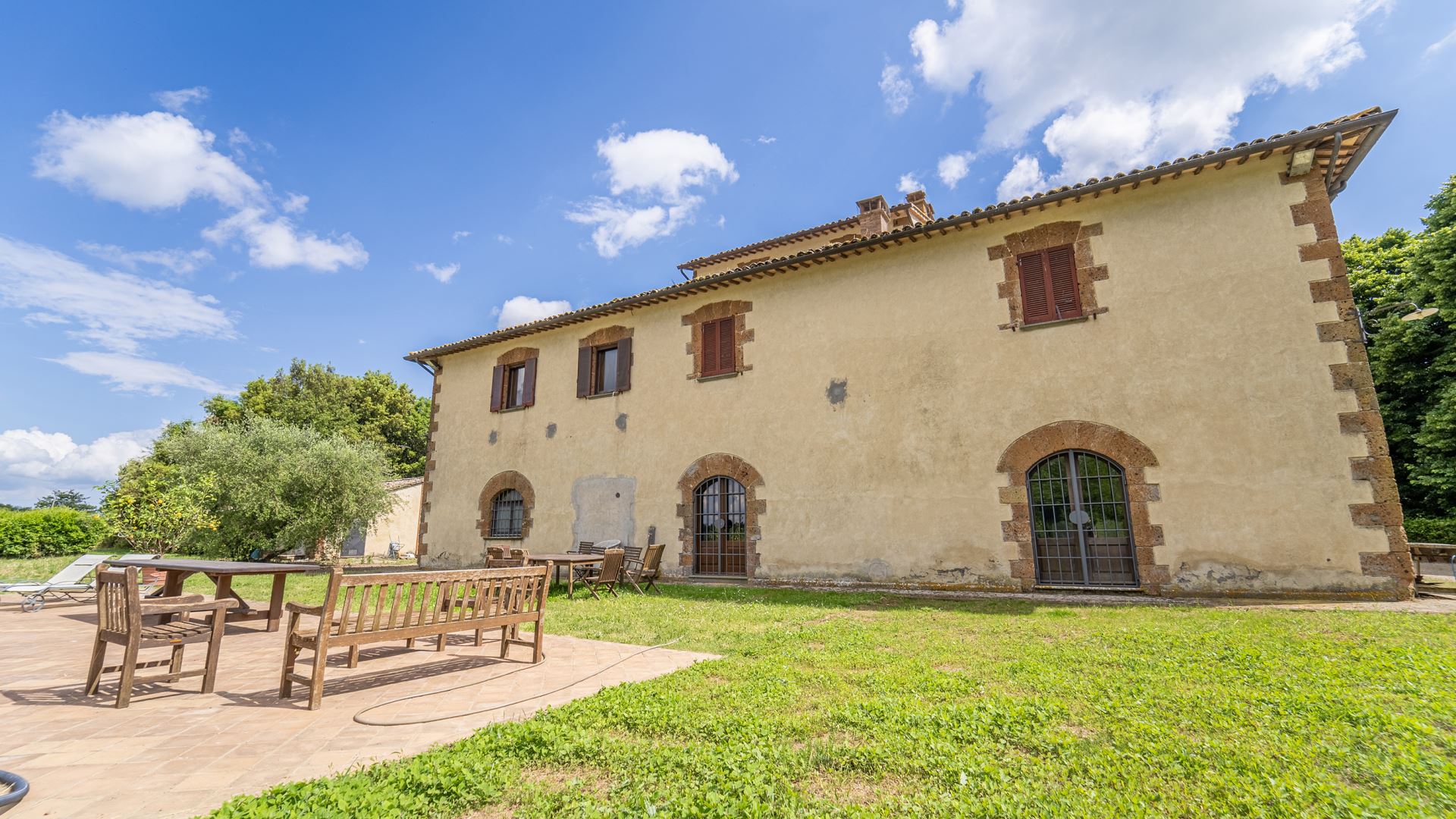 VILLA LAVINIA