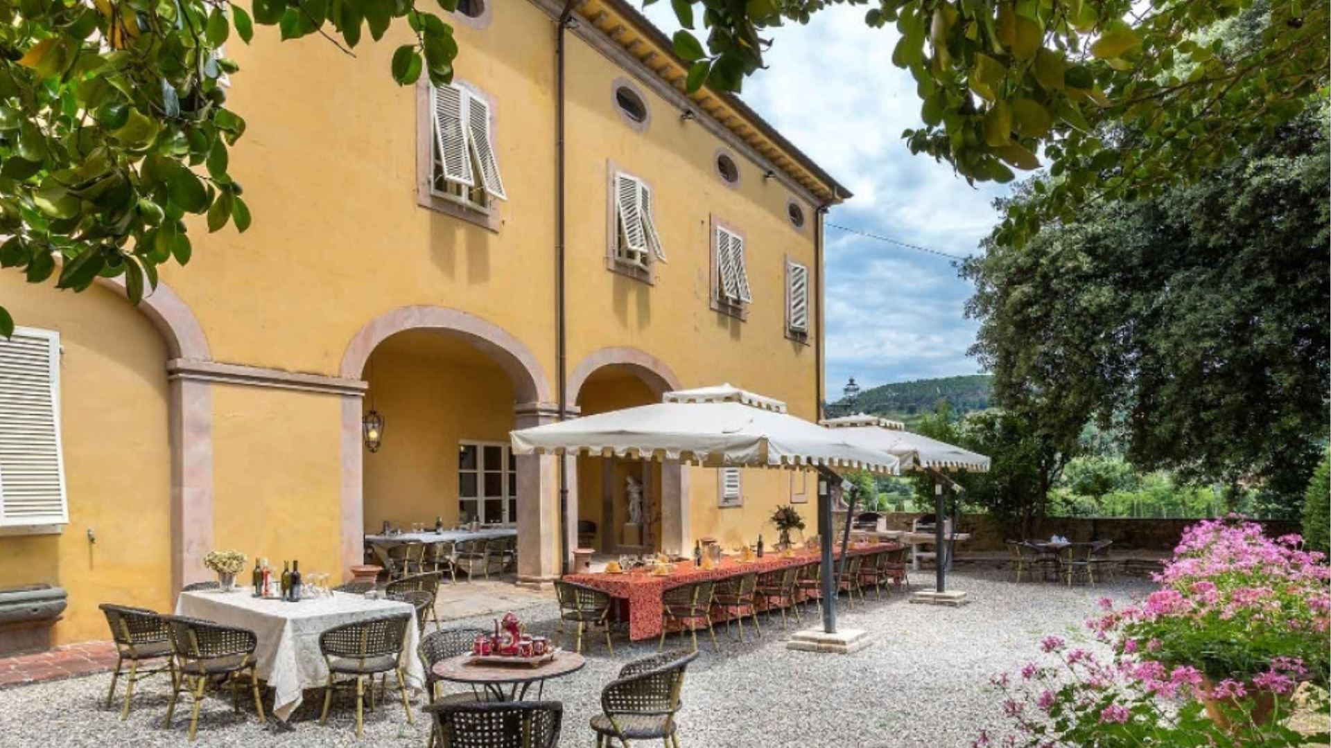 VILLA CONTORNI