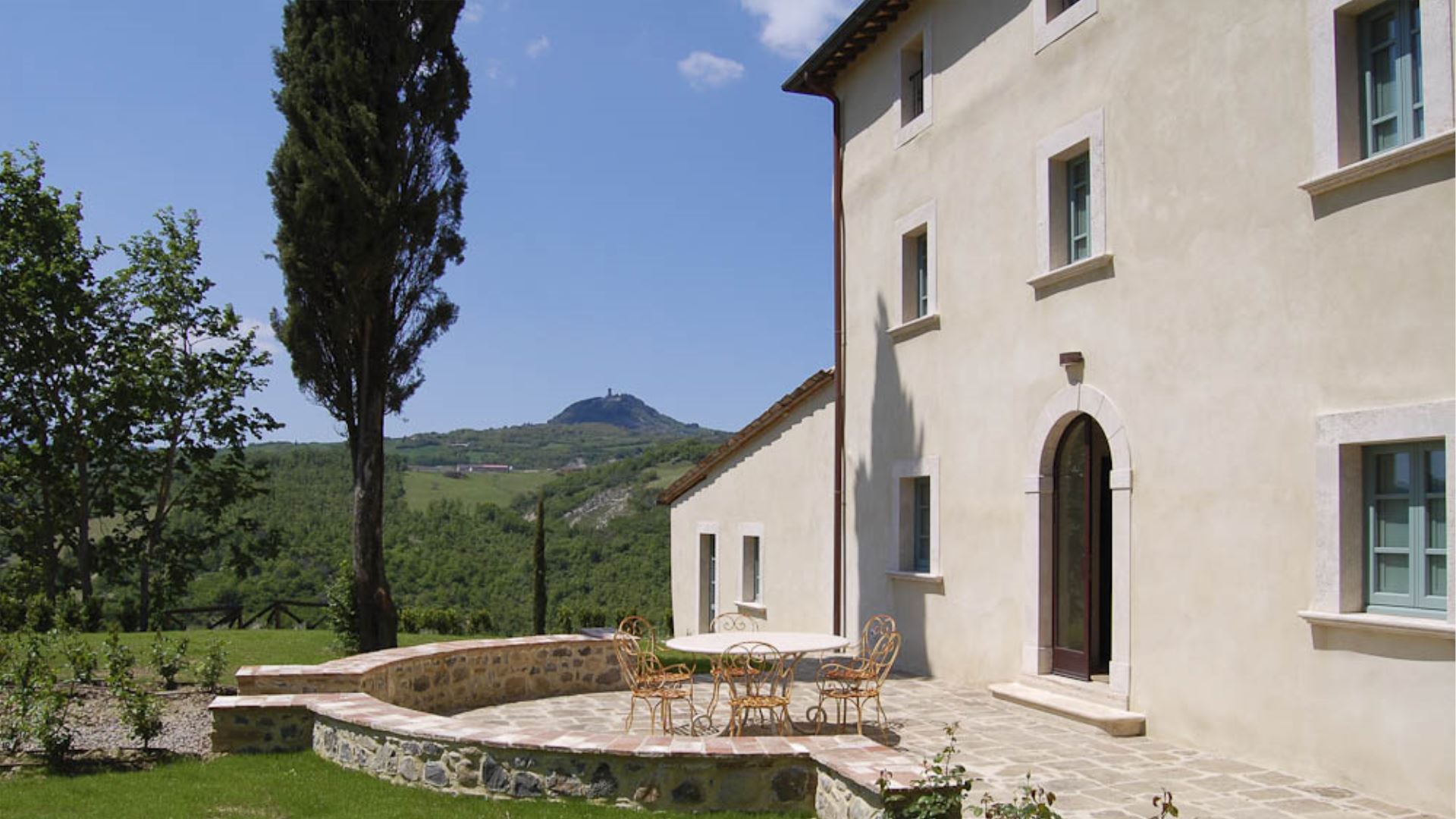 VILLA COLOMBAIOLO