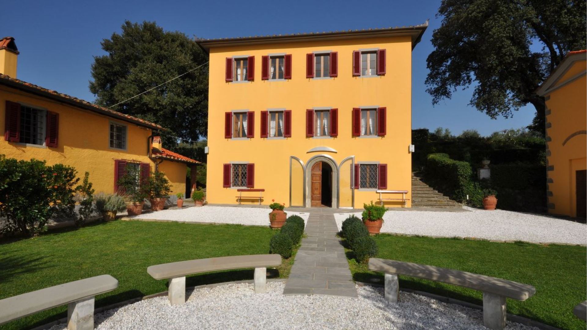 VILLA CERRETA