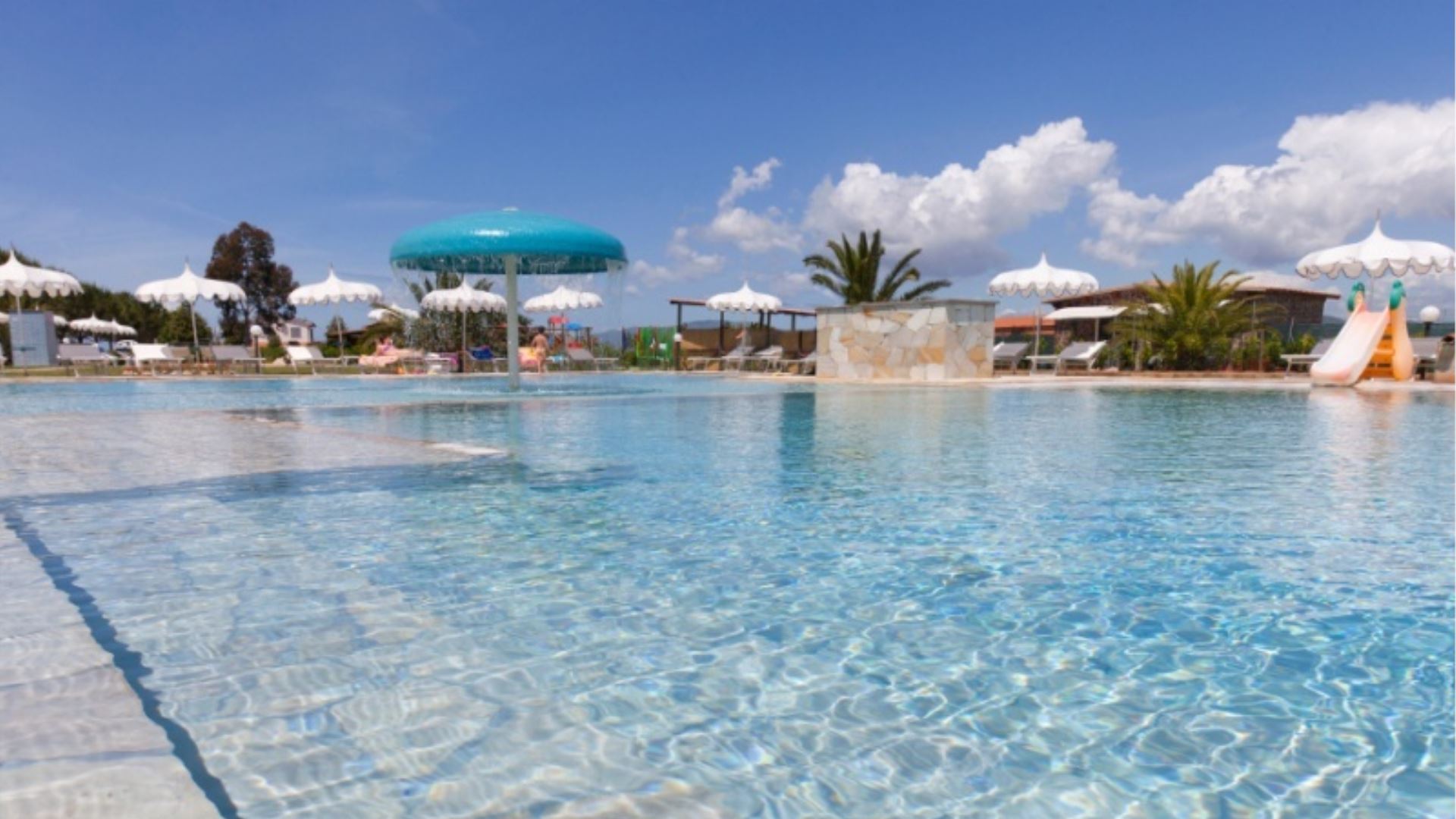 LA FATTORIA - LAGHETTO