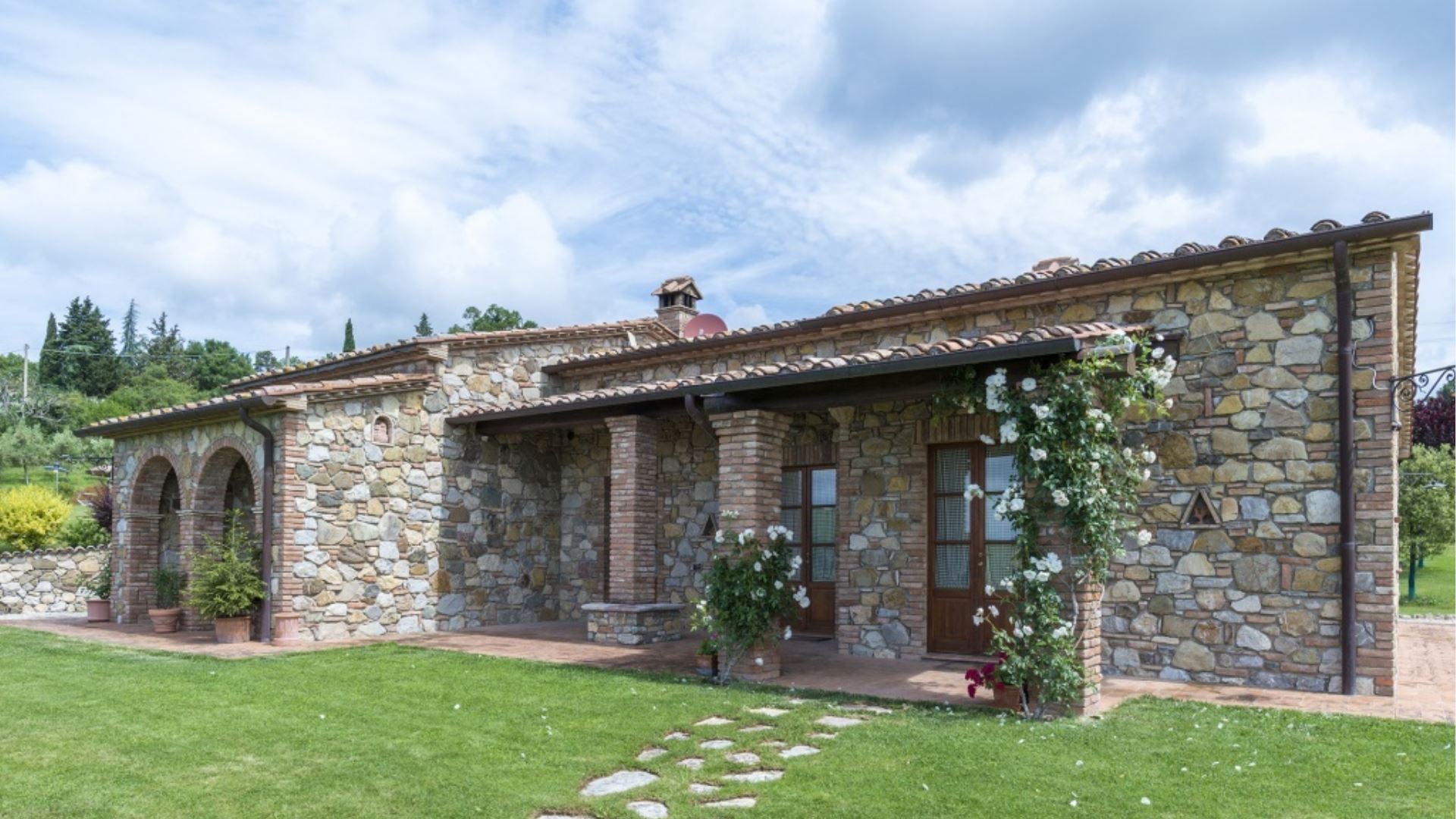 PODERE AURORA
