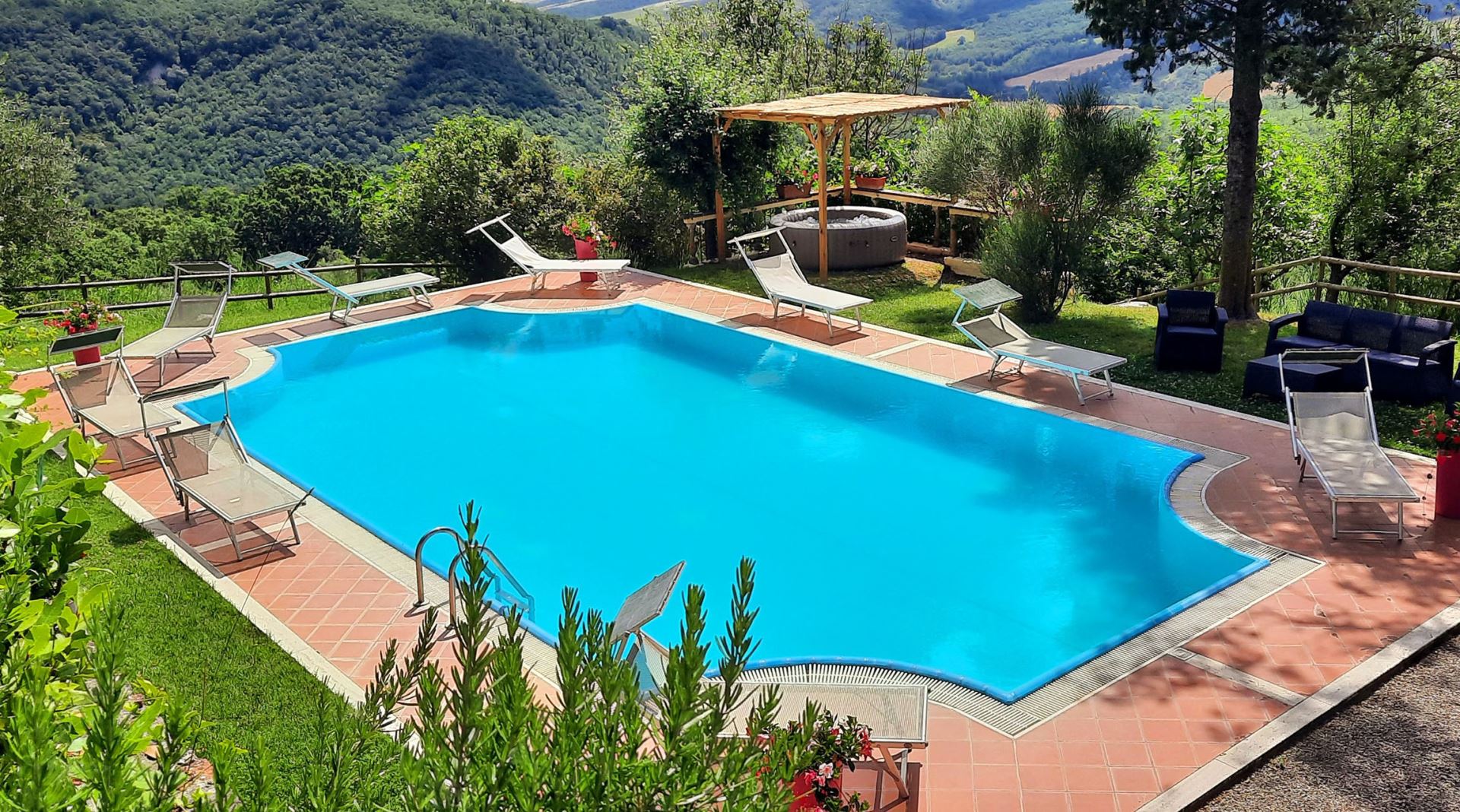 LA PALAZZINA IN VAL D'ORCIA