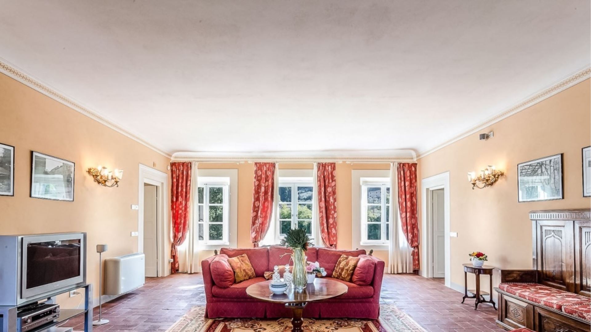 VILLA BOSCHI