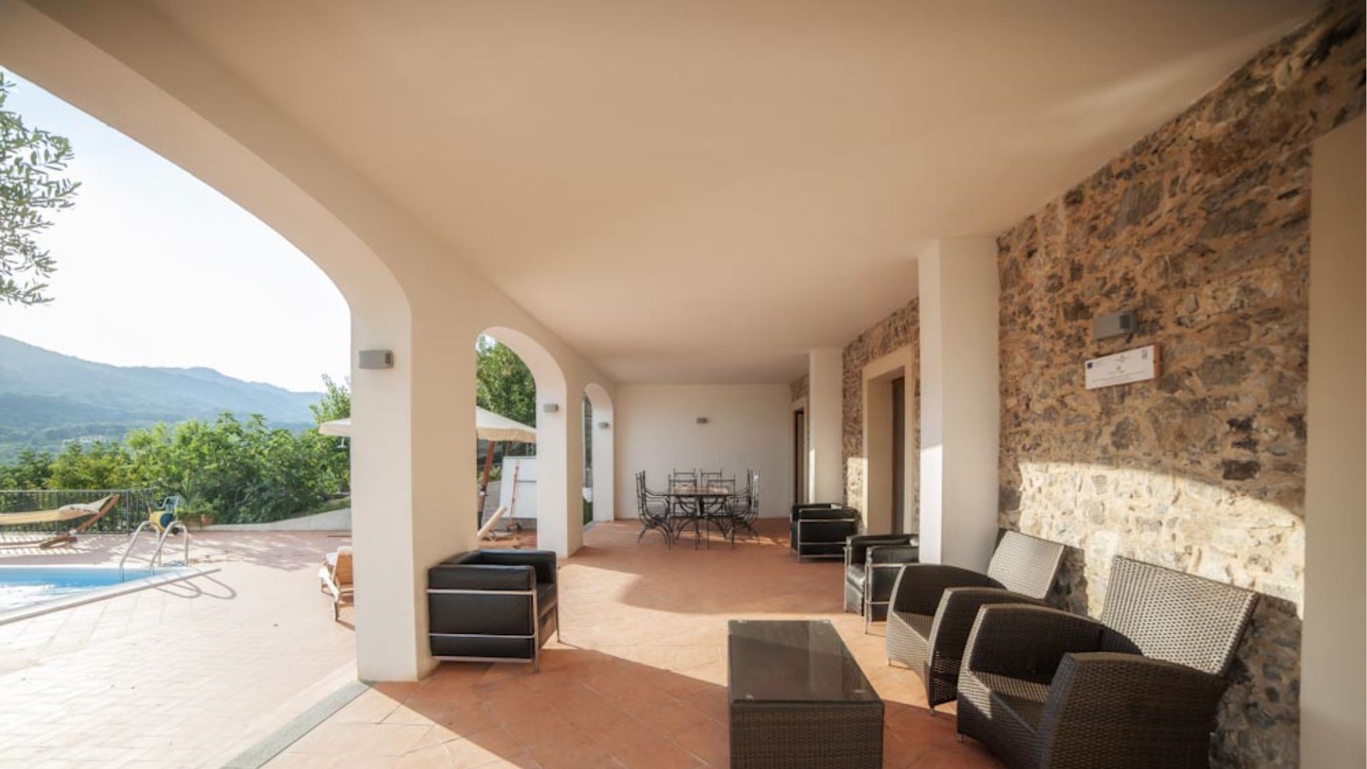 VILLA COSTIERA