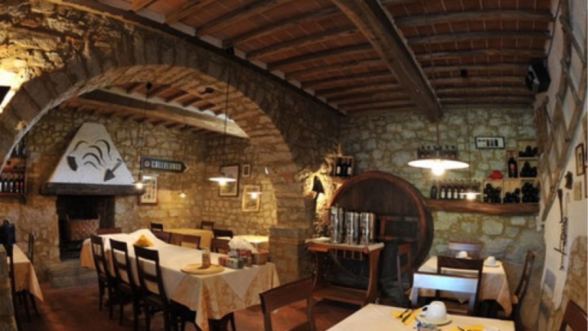 PODERE CASTELLINA - MONTONE