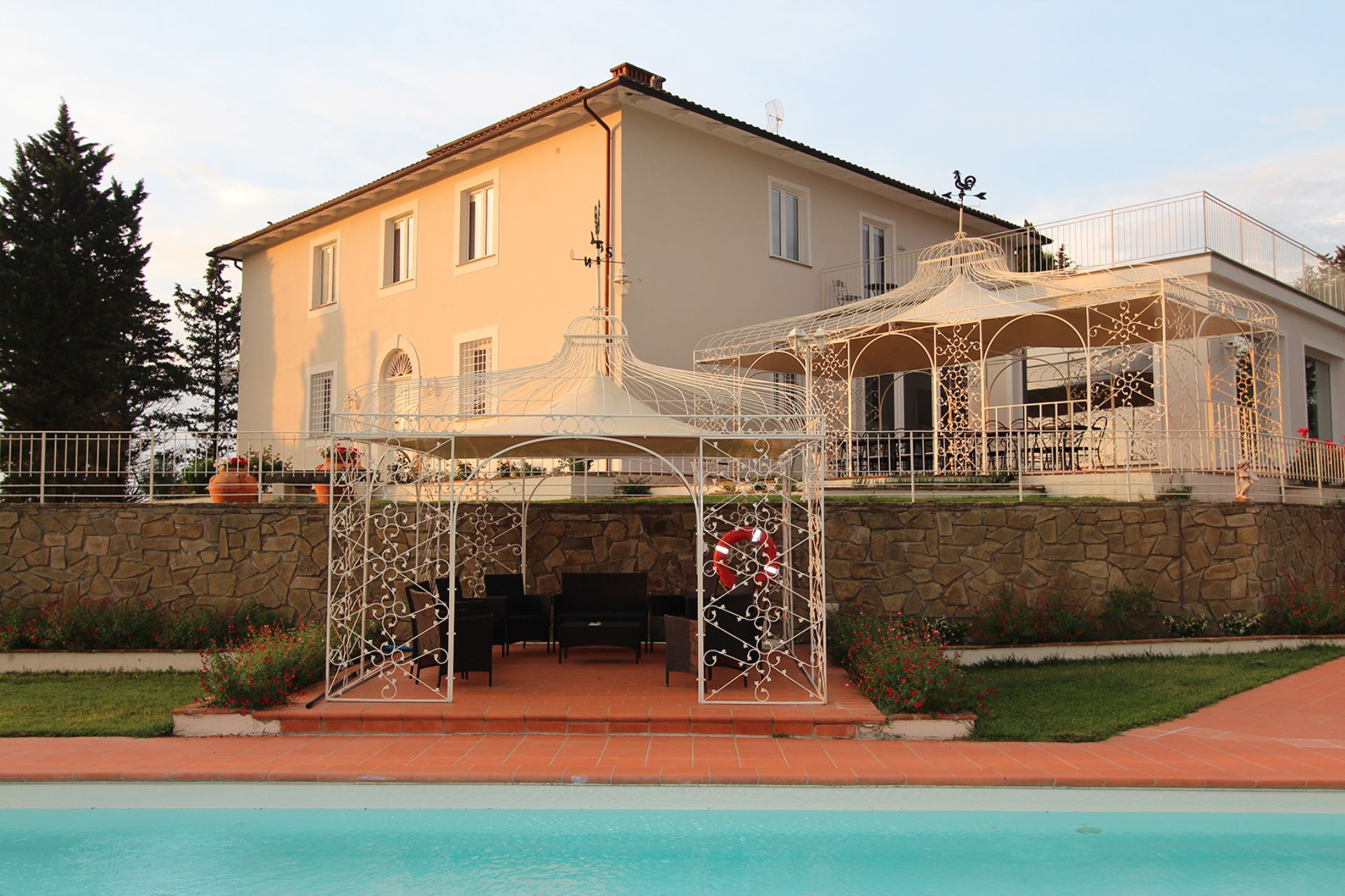 VILLA DEL SOLE