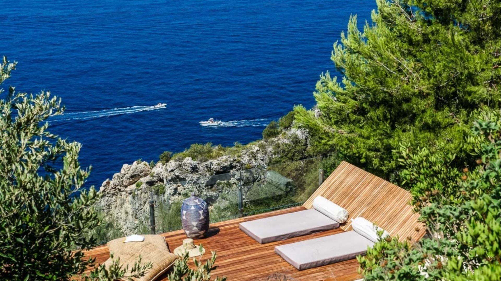 VILLA CALA MORESCA