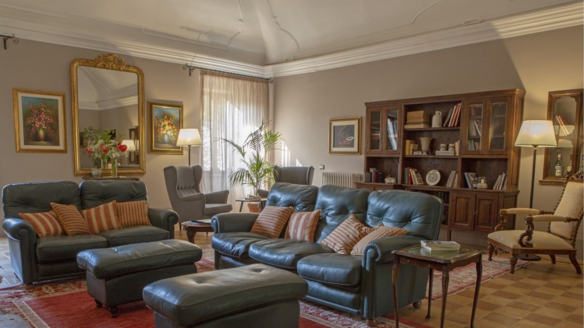 VILLA MIRTA