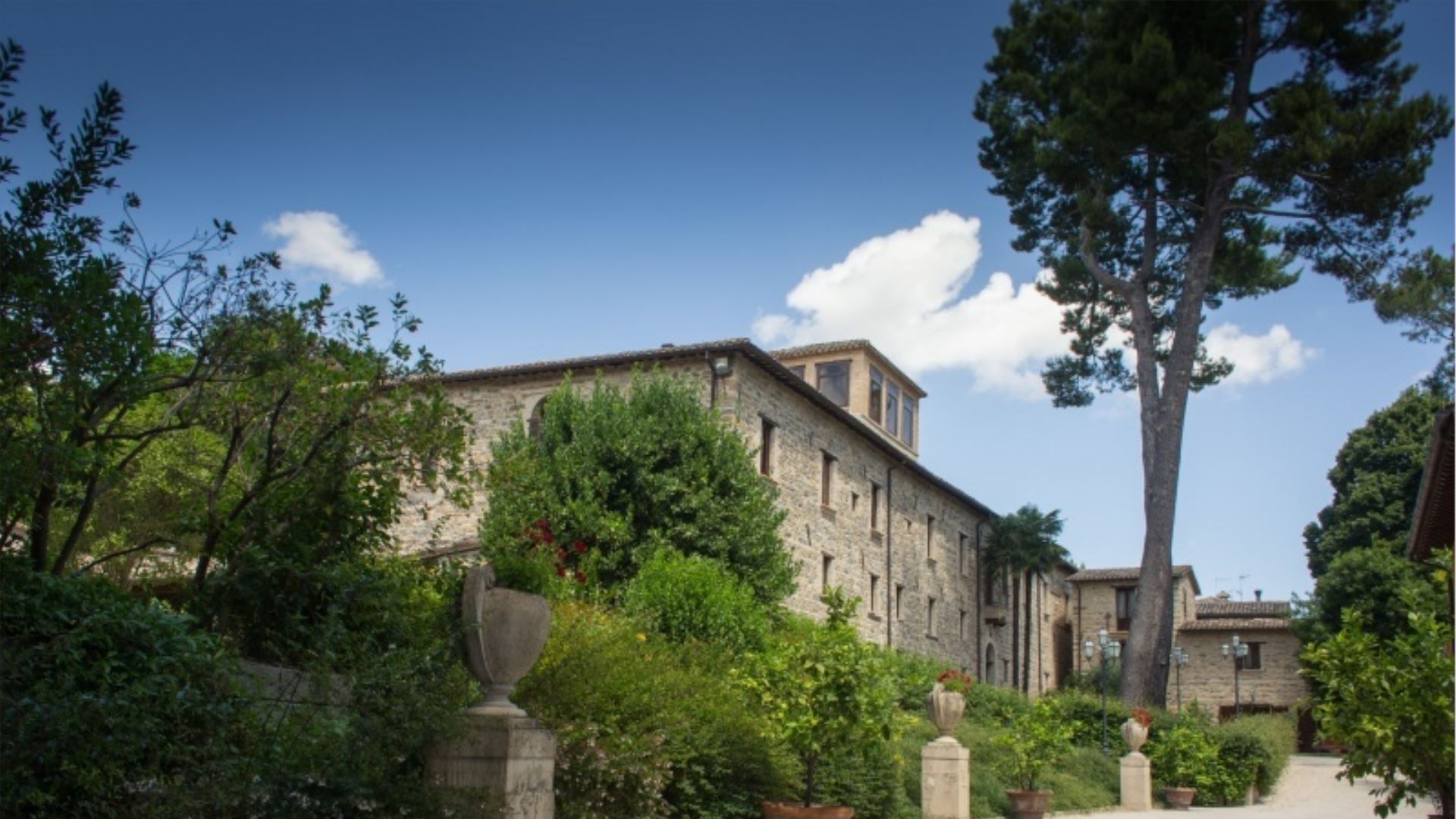 VILLA MIRTA