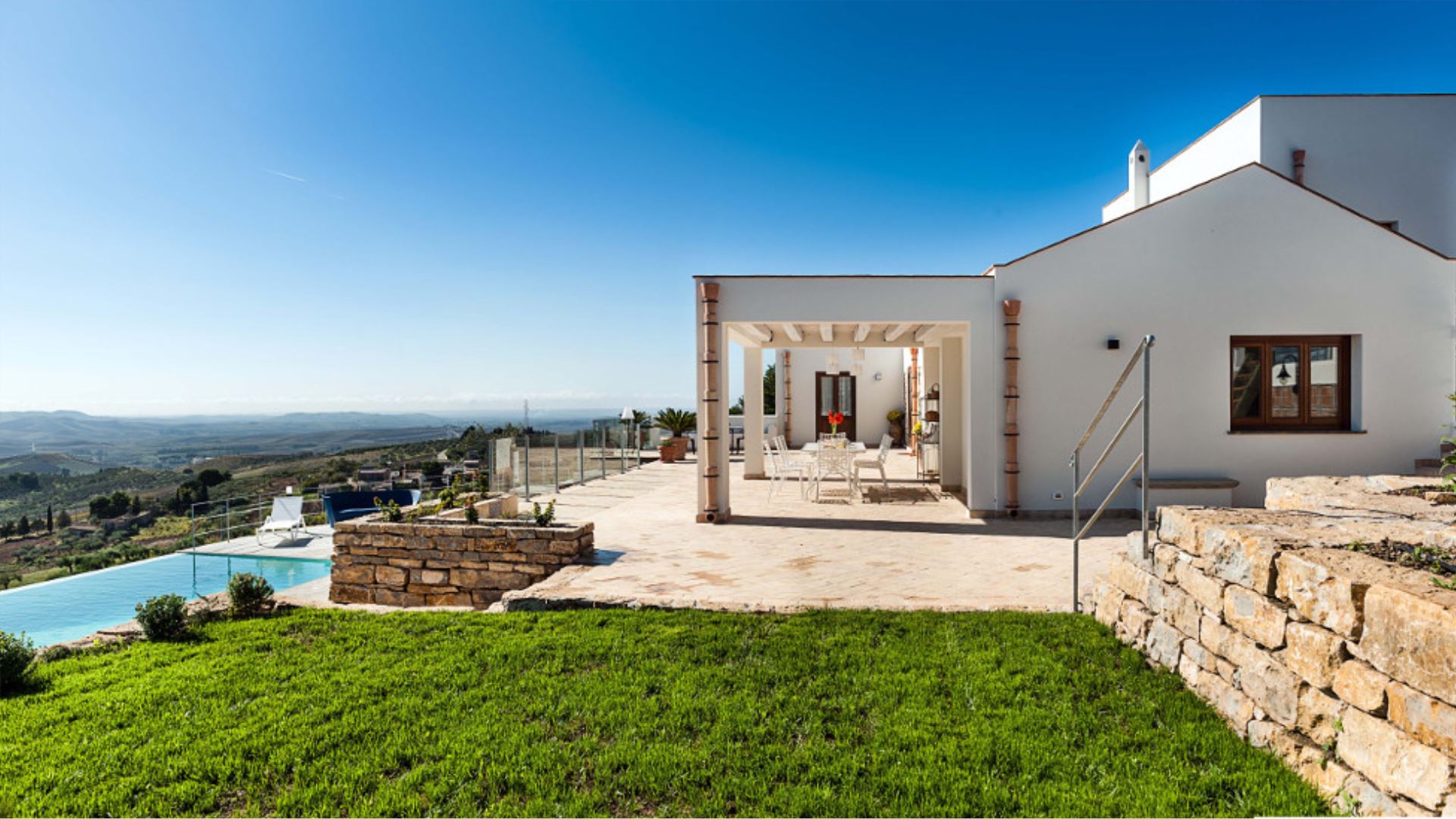 VILLA EROICA