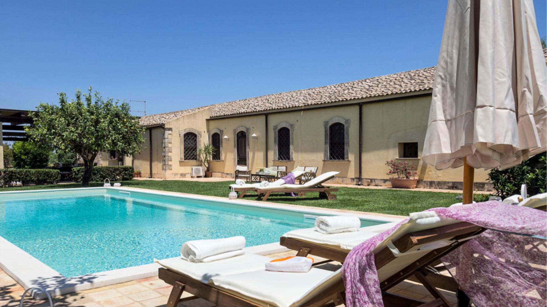 VILLA DEL SIRIO