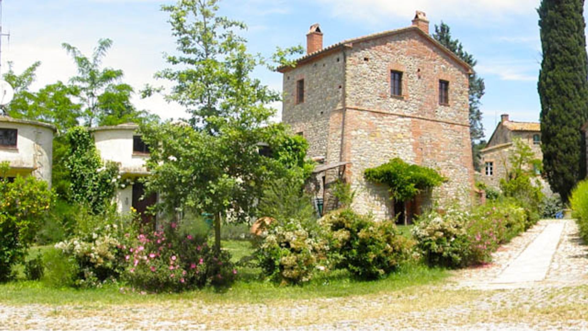 BORGO DEI PINI