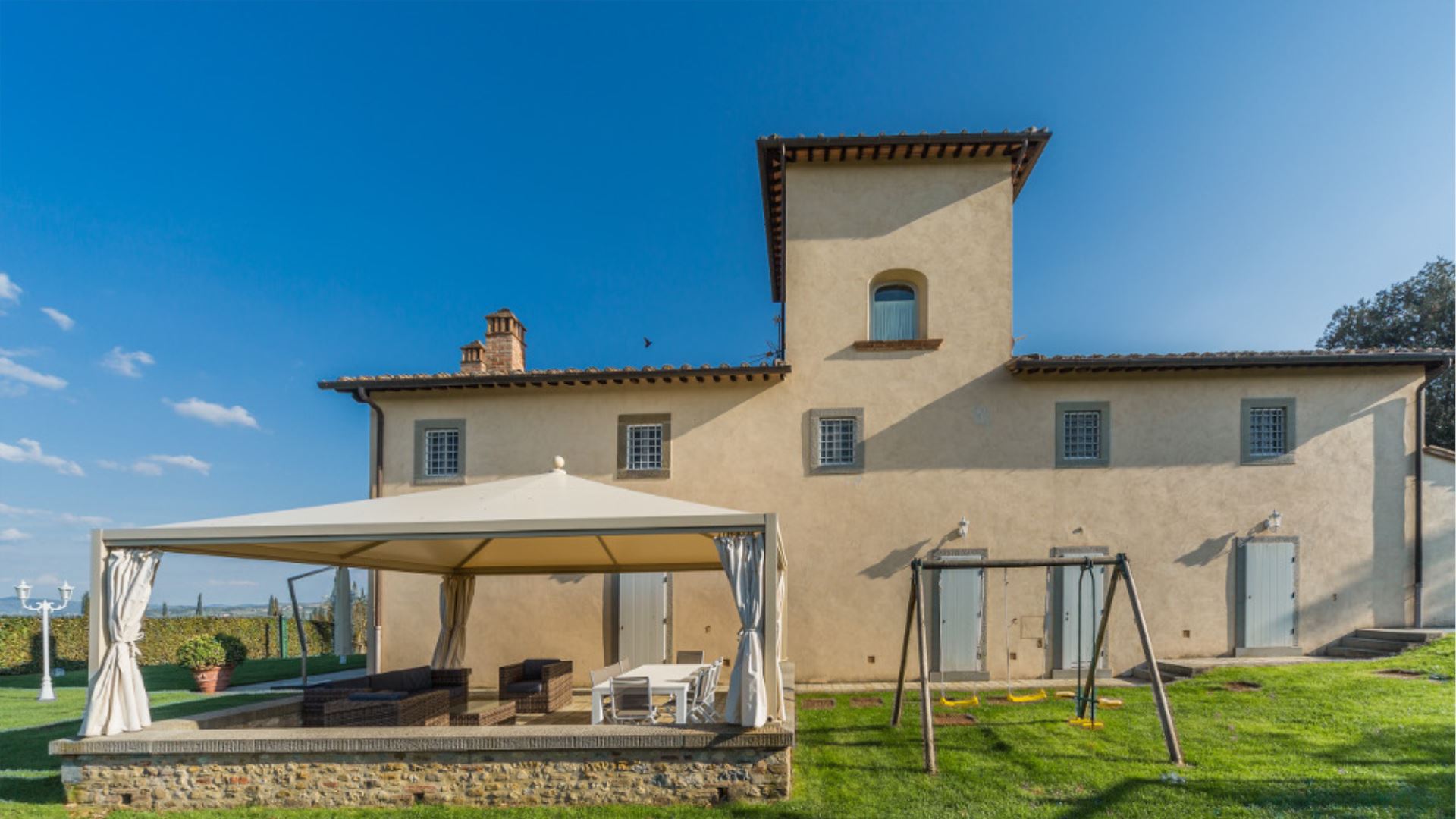 PODERE DEGLI DEI