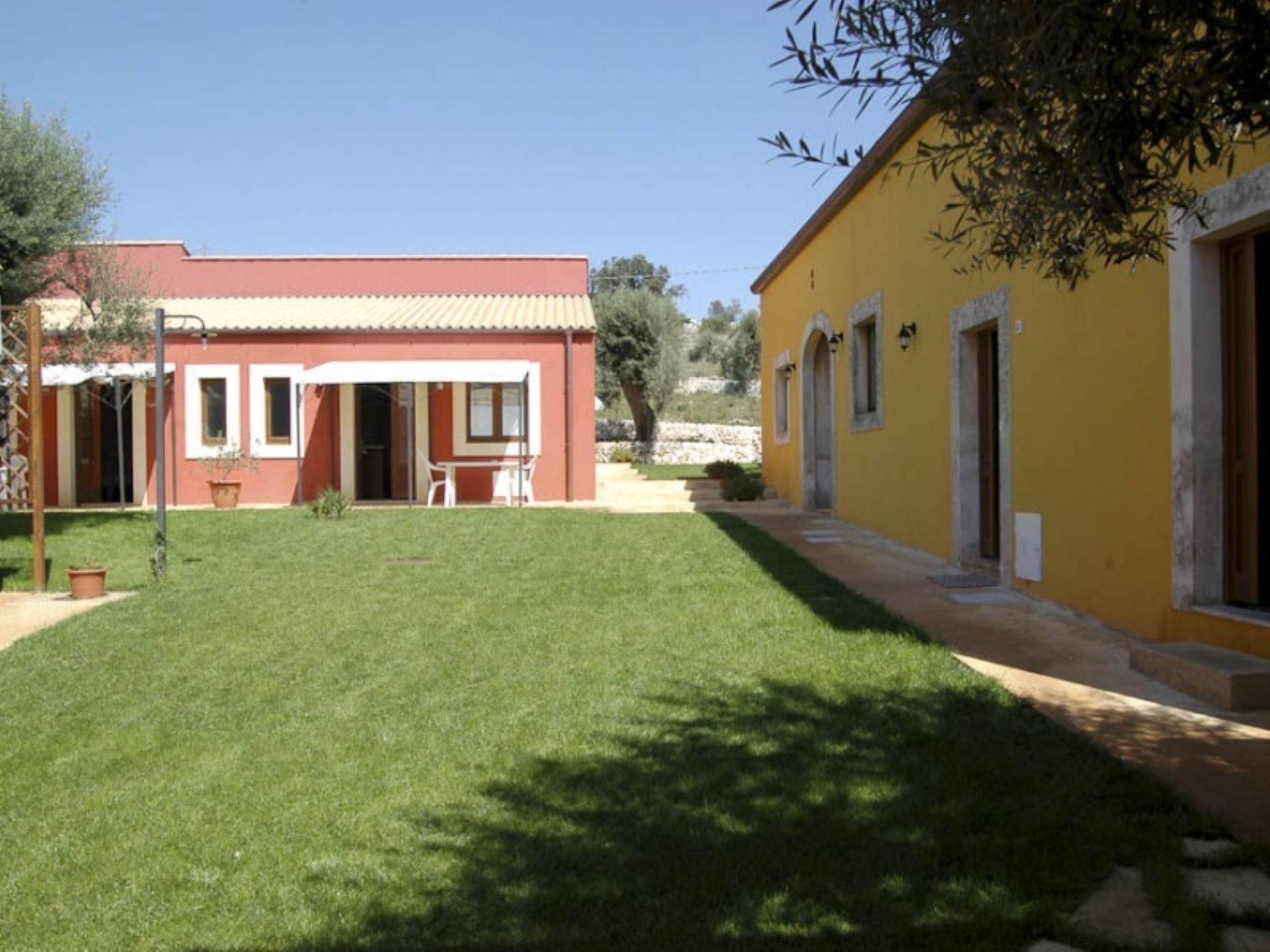 BORGO DEGLI ULIVI - LANTANA