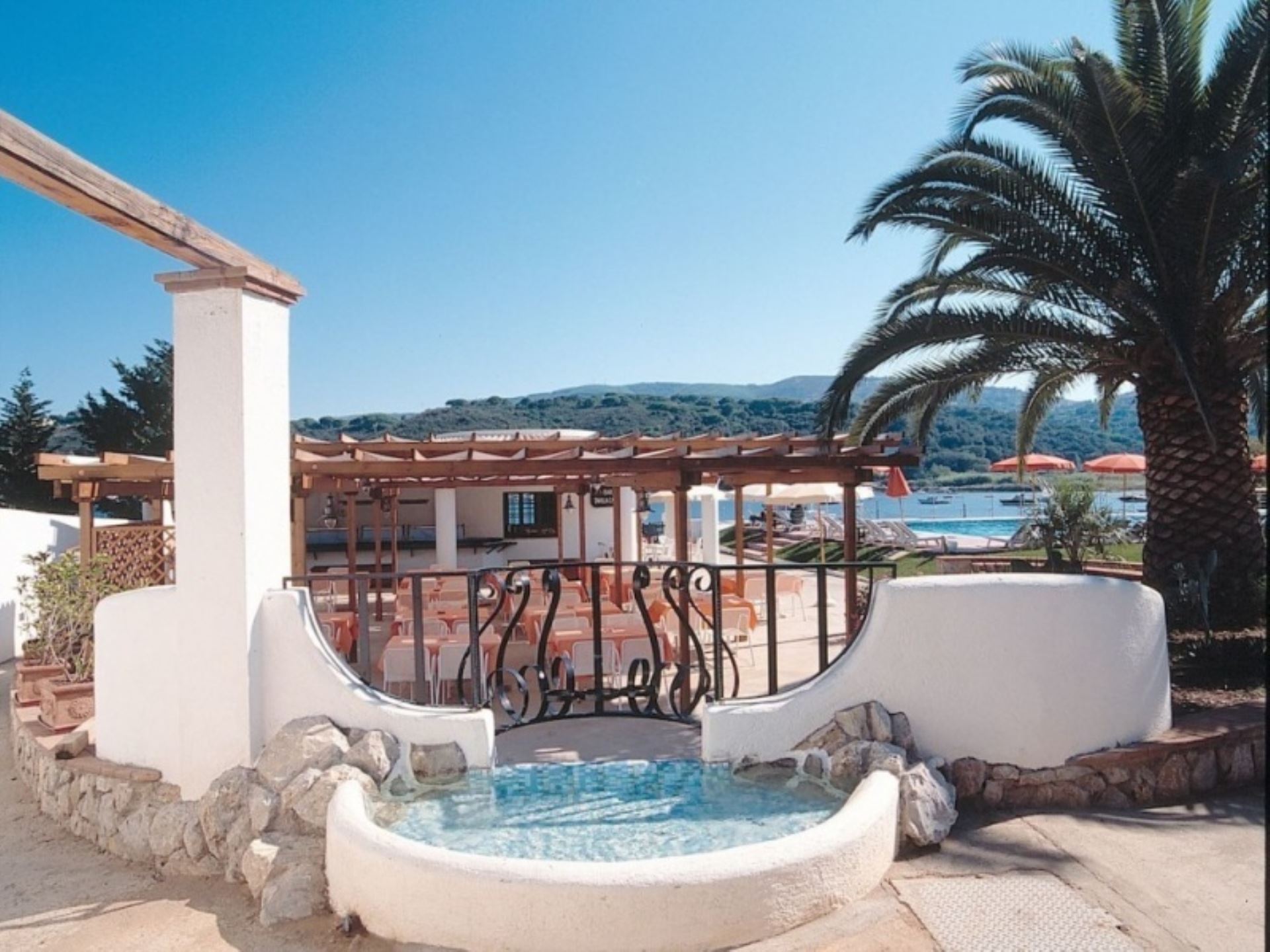 CALA DI MOLA - APT.TYPE B (4 sleeps) A/C