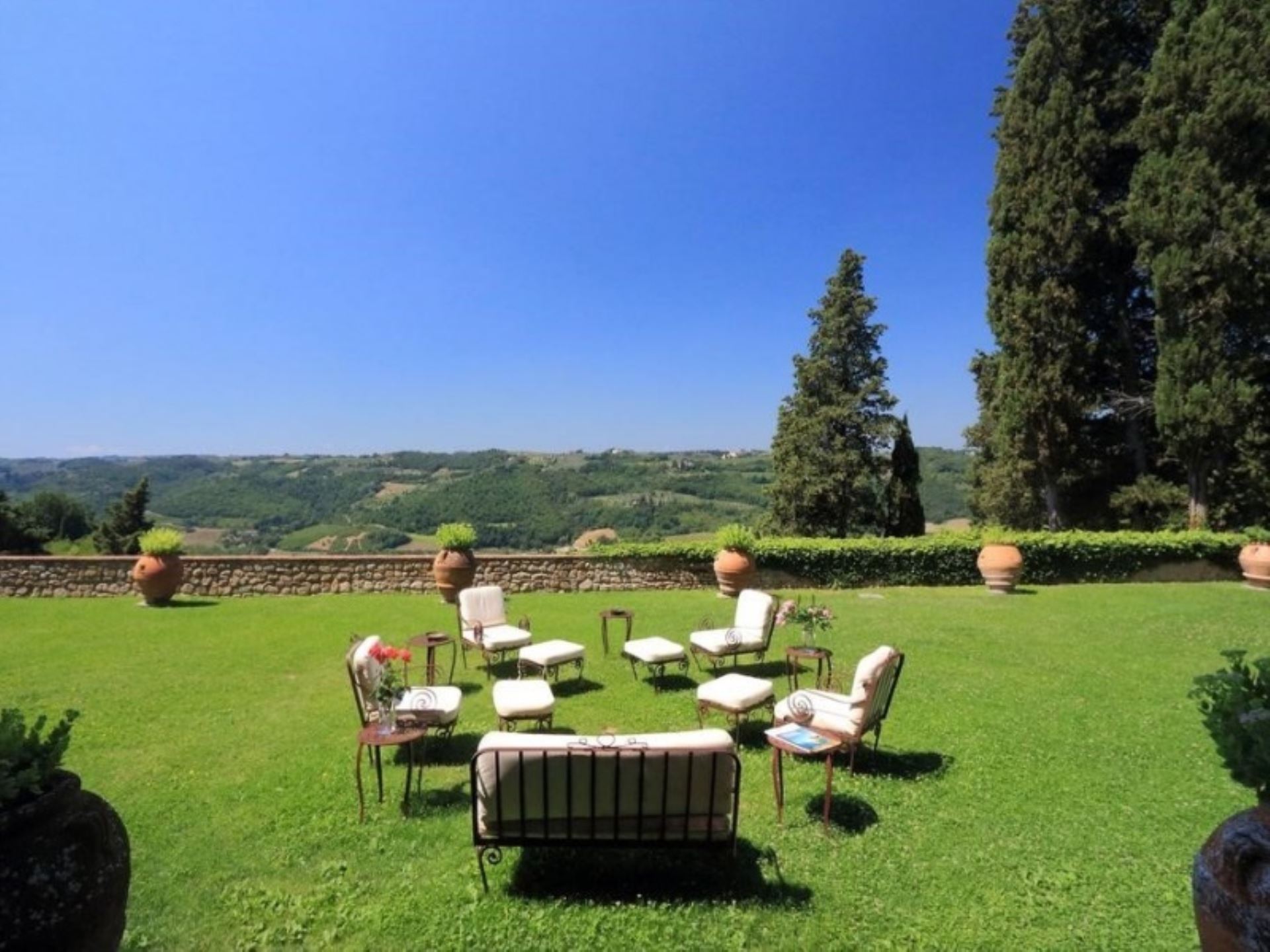 CASTELLO DI MONTEFRIDI - LA FRULLACCIA