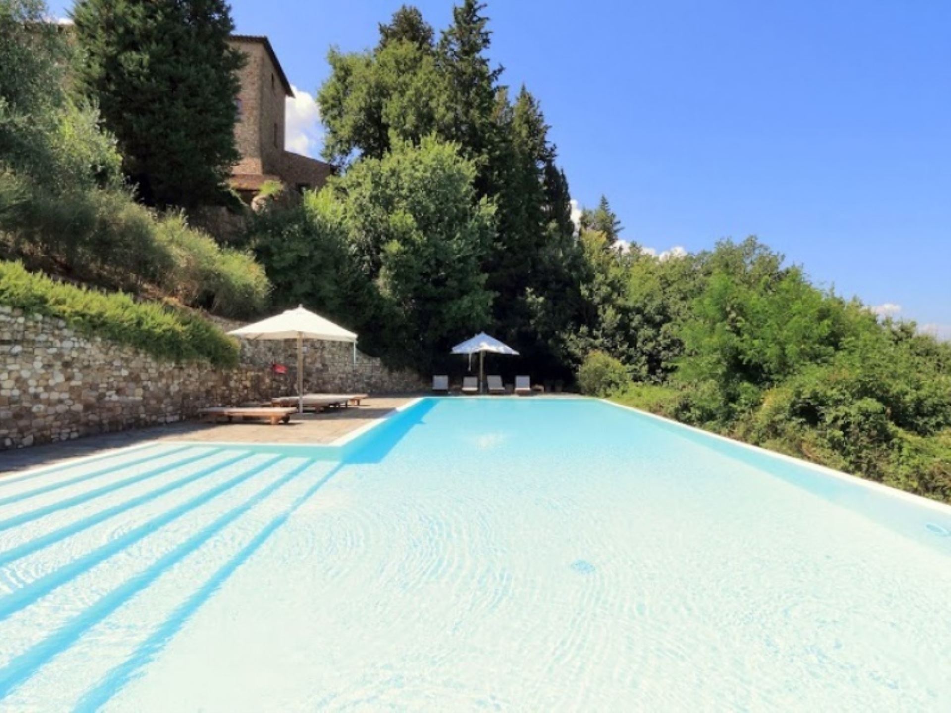 CASTELLO DI MONTEFRIDI - LA QUERCIA