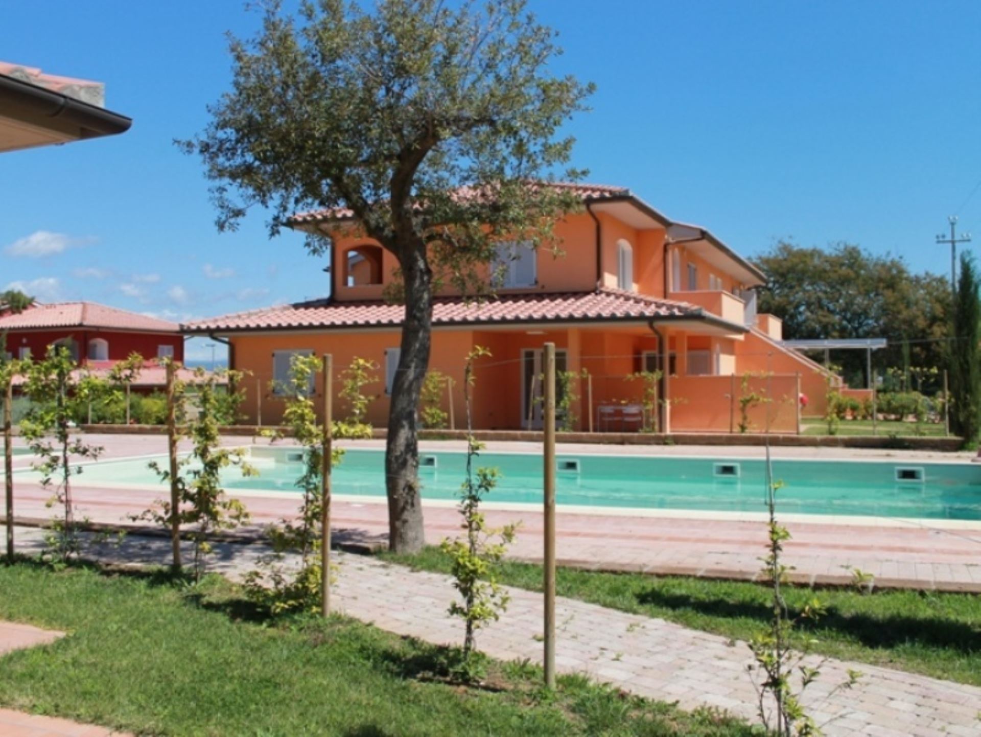 BORGO SCARLINO - TRILOCALE 1piano-233V