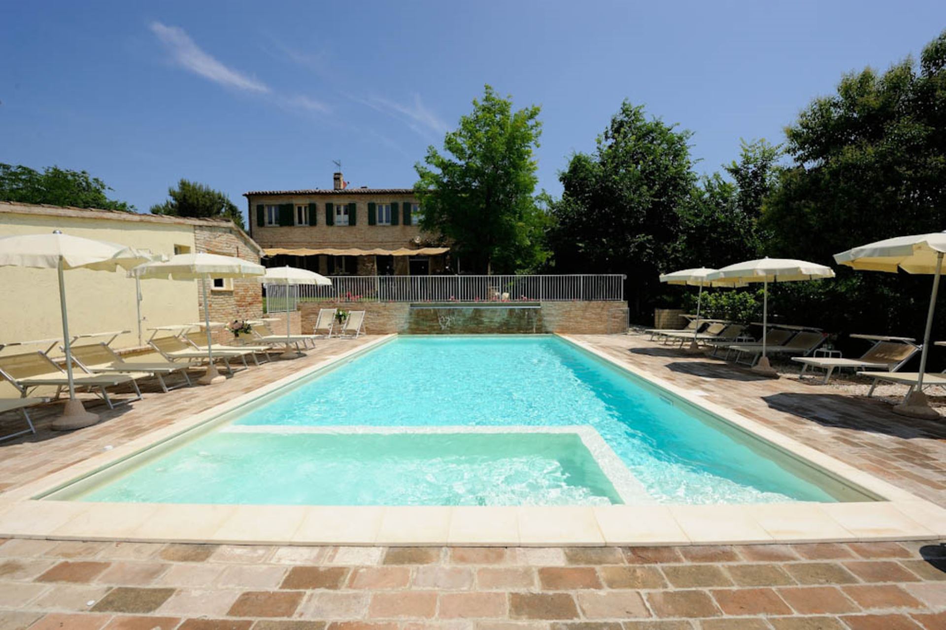 VILLA DEL TOMBOLO CASOLARE