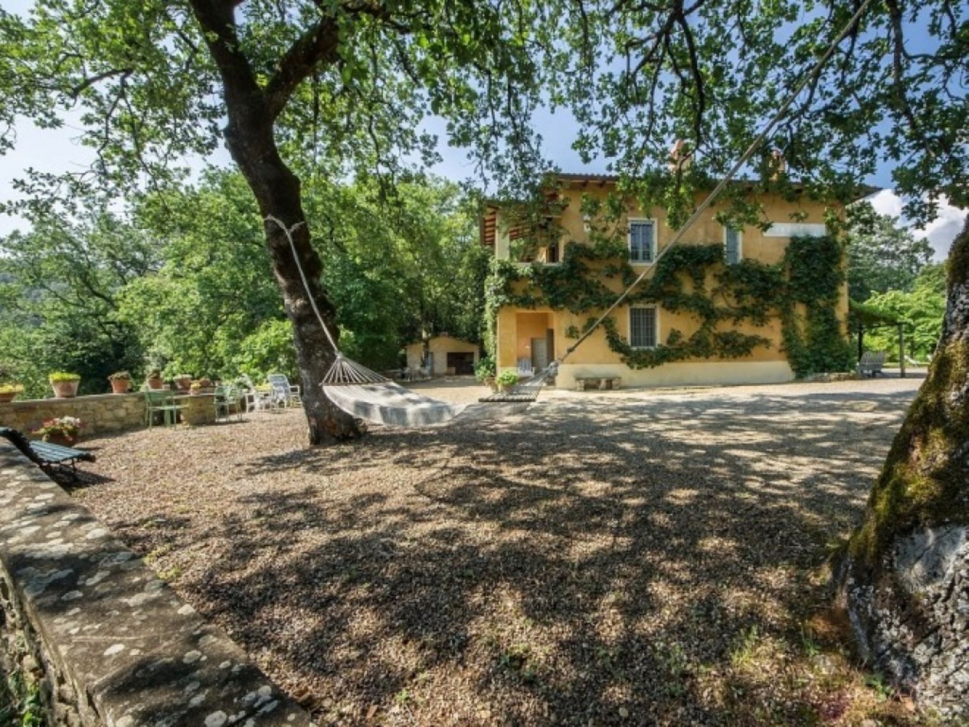 VILLA MERCATALE