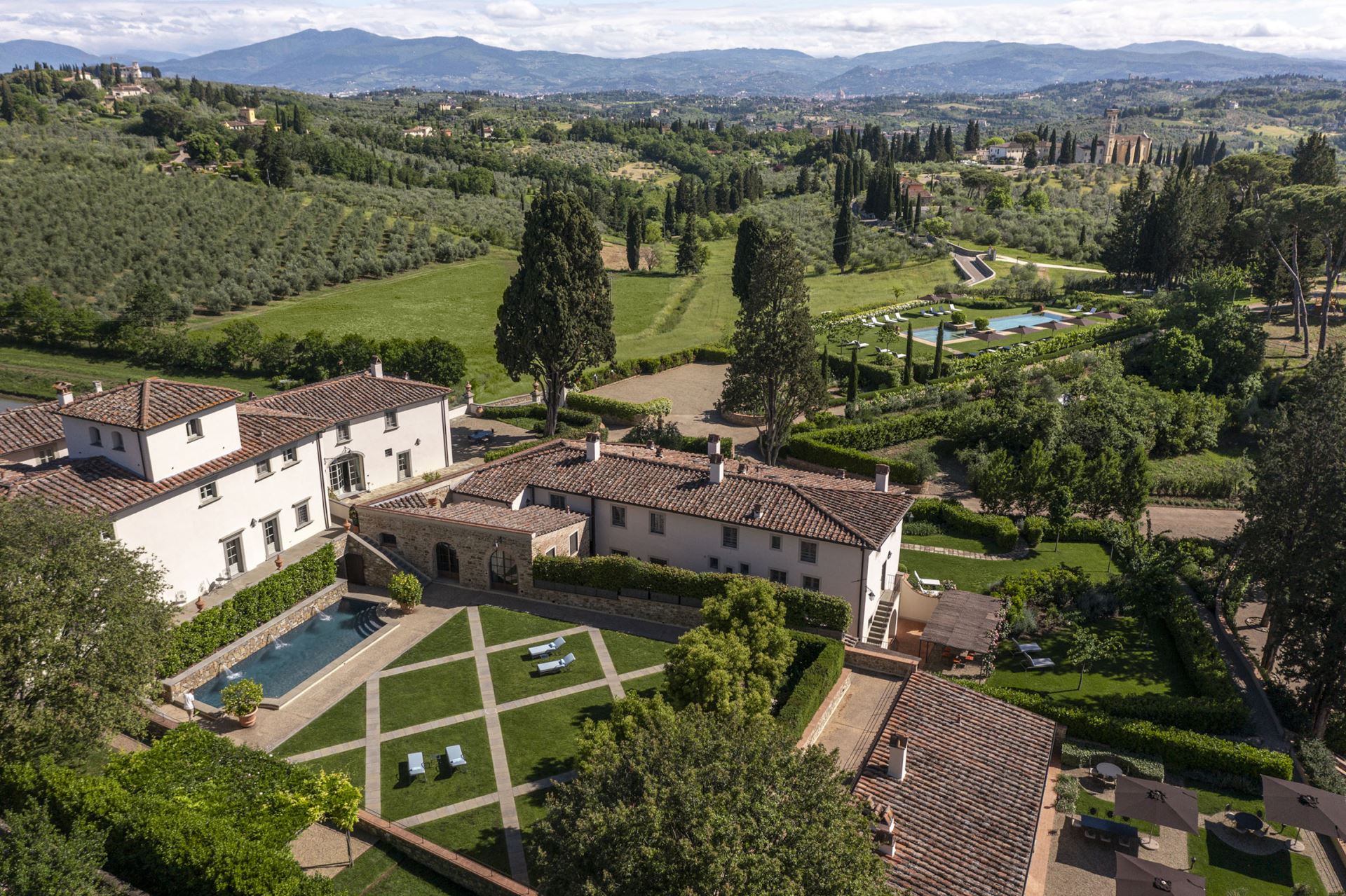 VILLA RINASCIMENTO