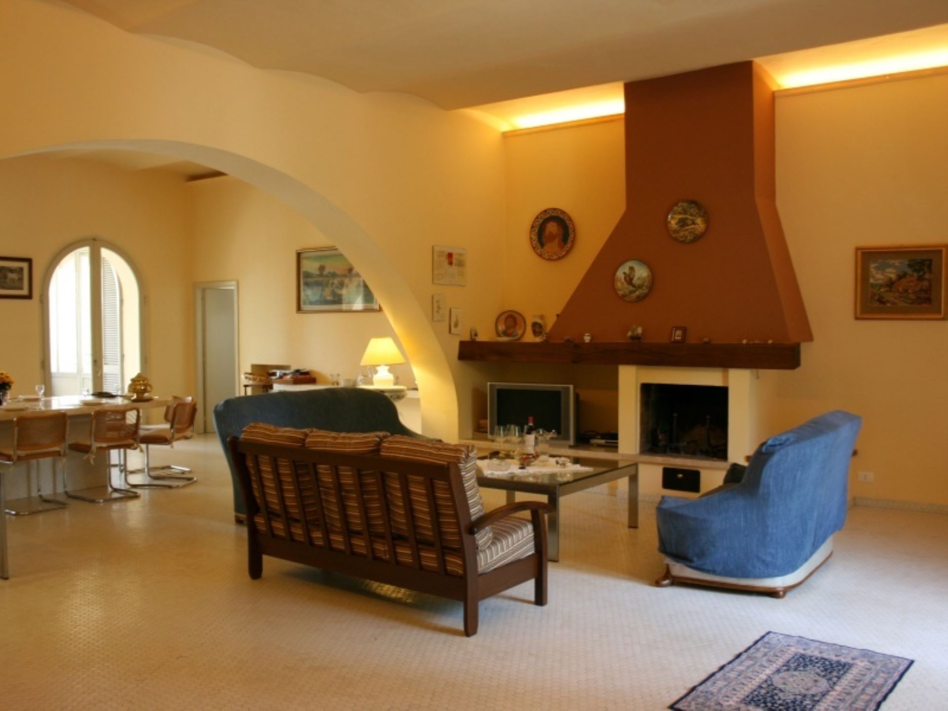 VILLA DEL FALCO