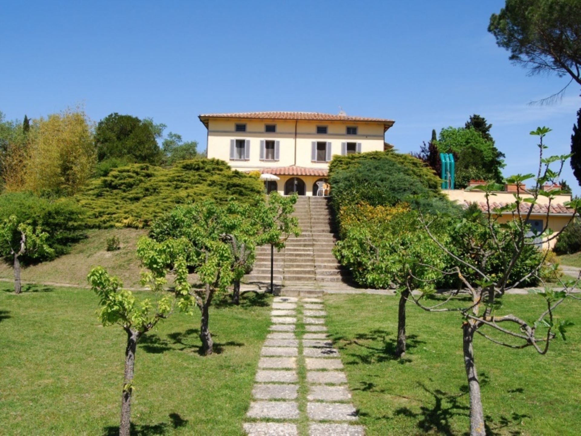 VILLA DEL FALCO
