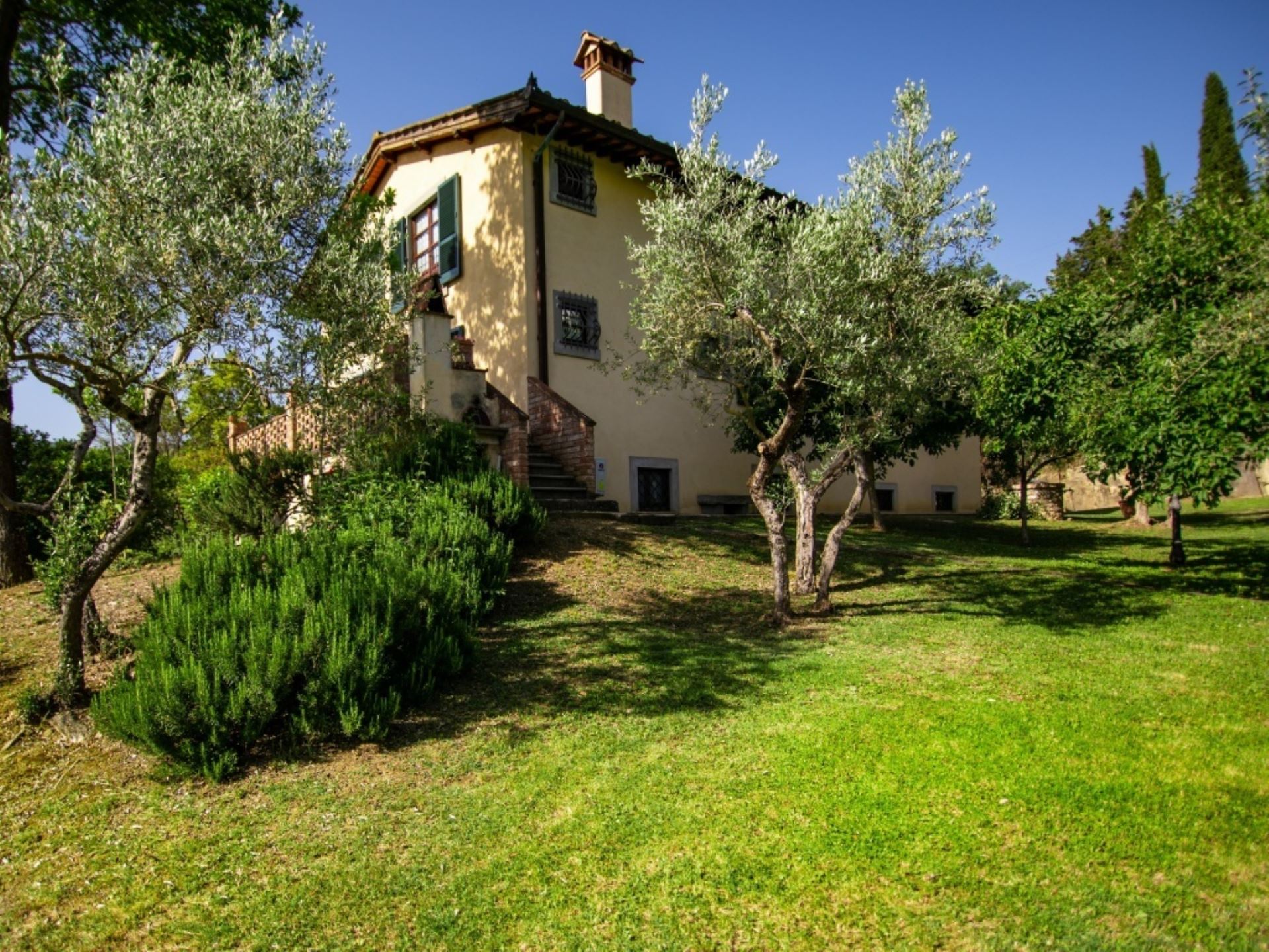 VILLA DEL RICAMO