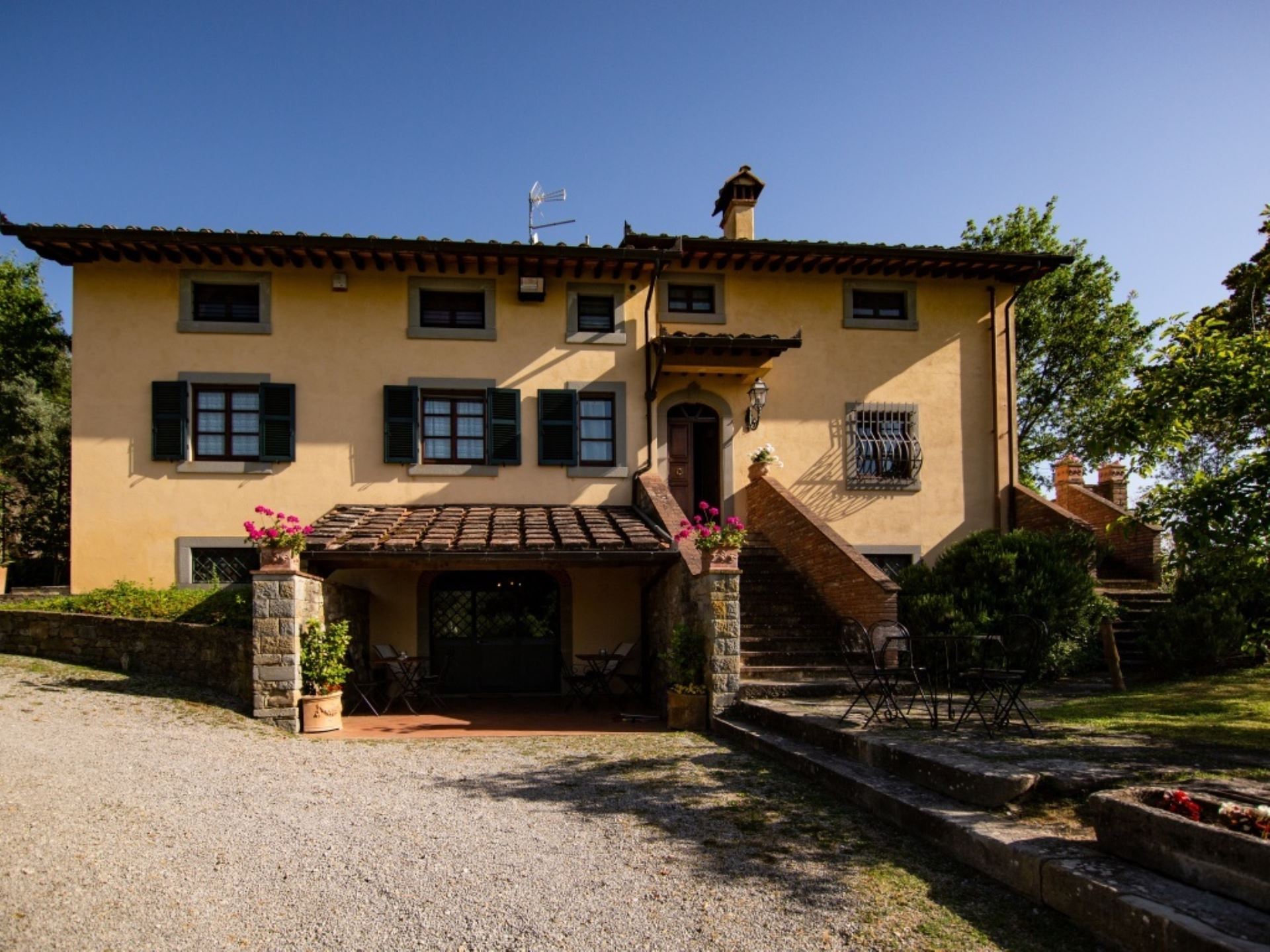 VILLA DEL RICAMO