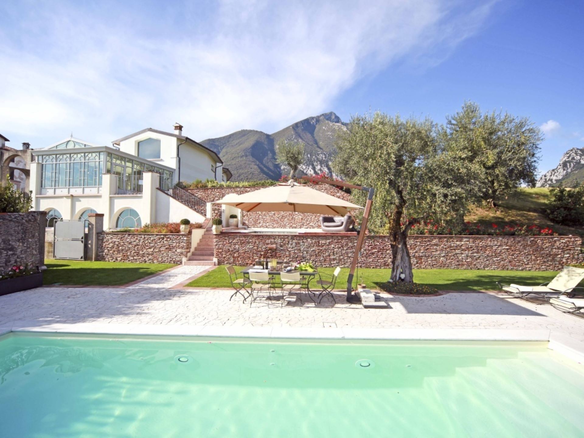 VILLA LE SELVE