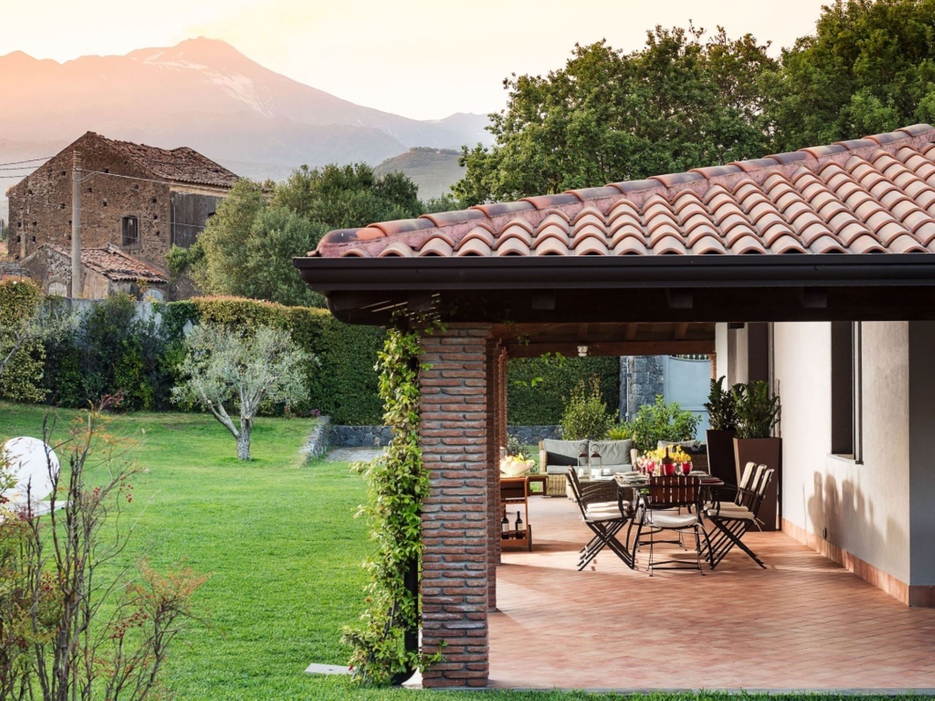 VILLA ETNA