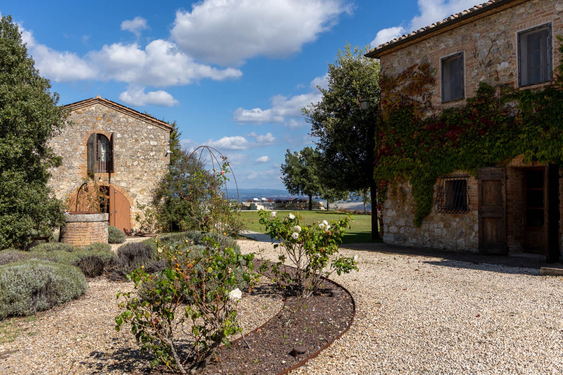 VILLA DI CORSANO