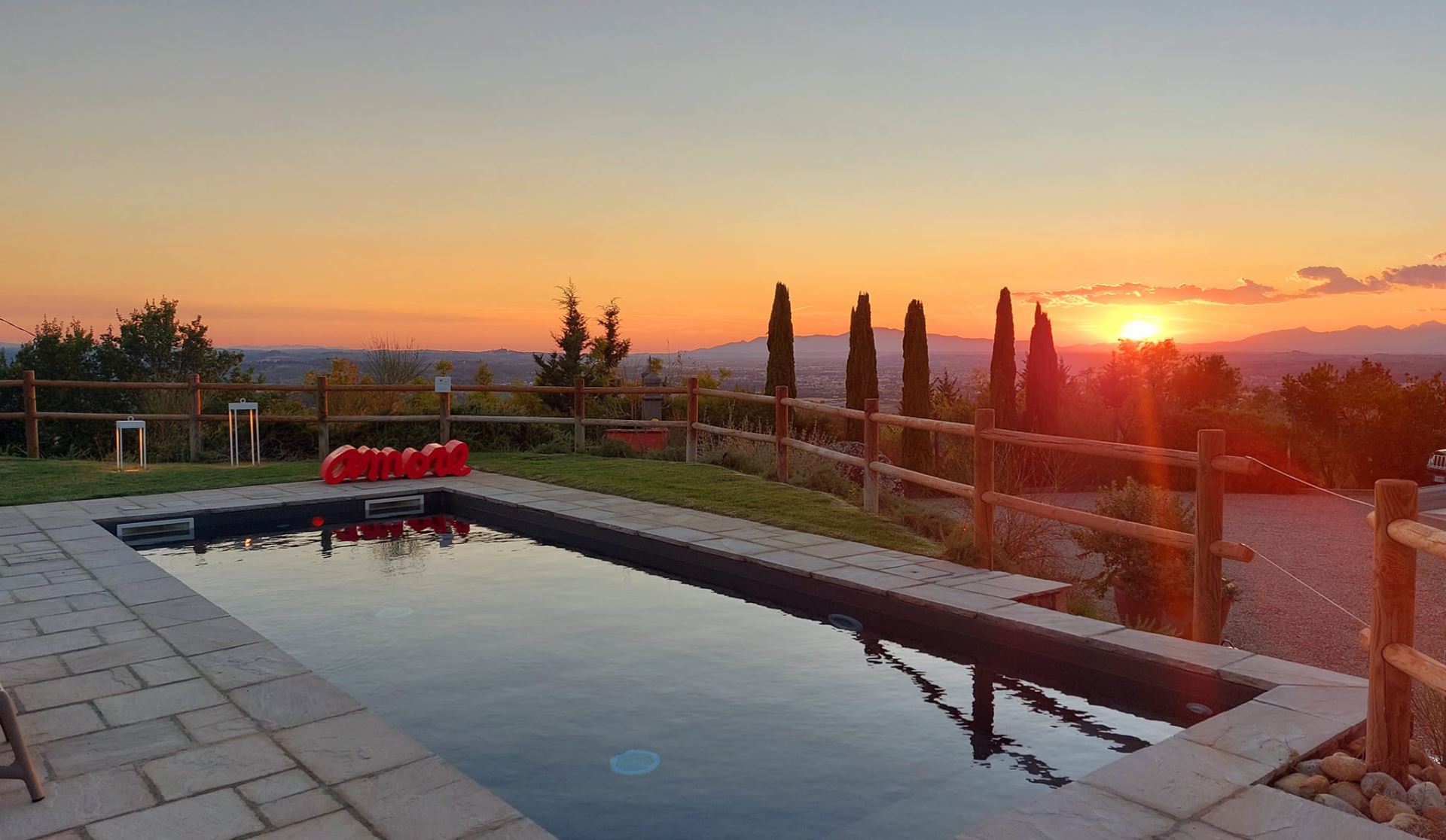 SOTTO COLLE - VILLA