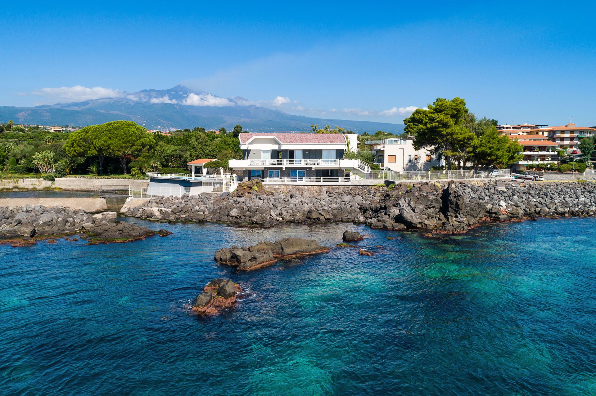 VILLA DEL FARO