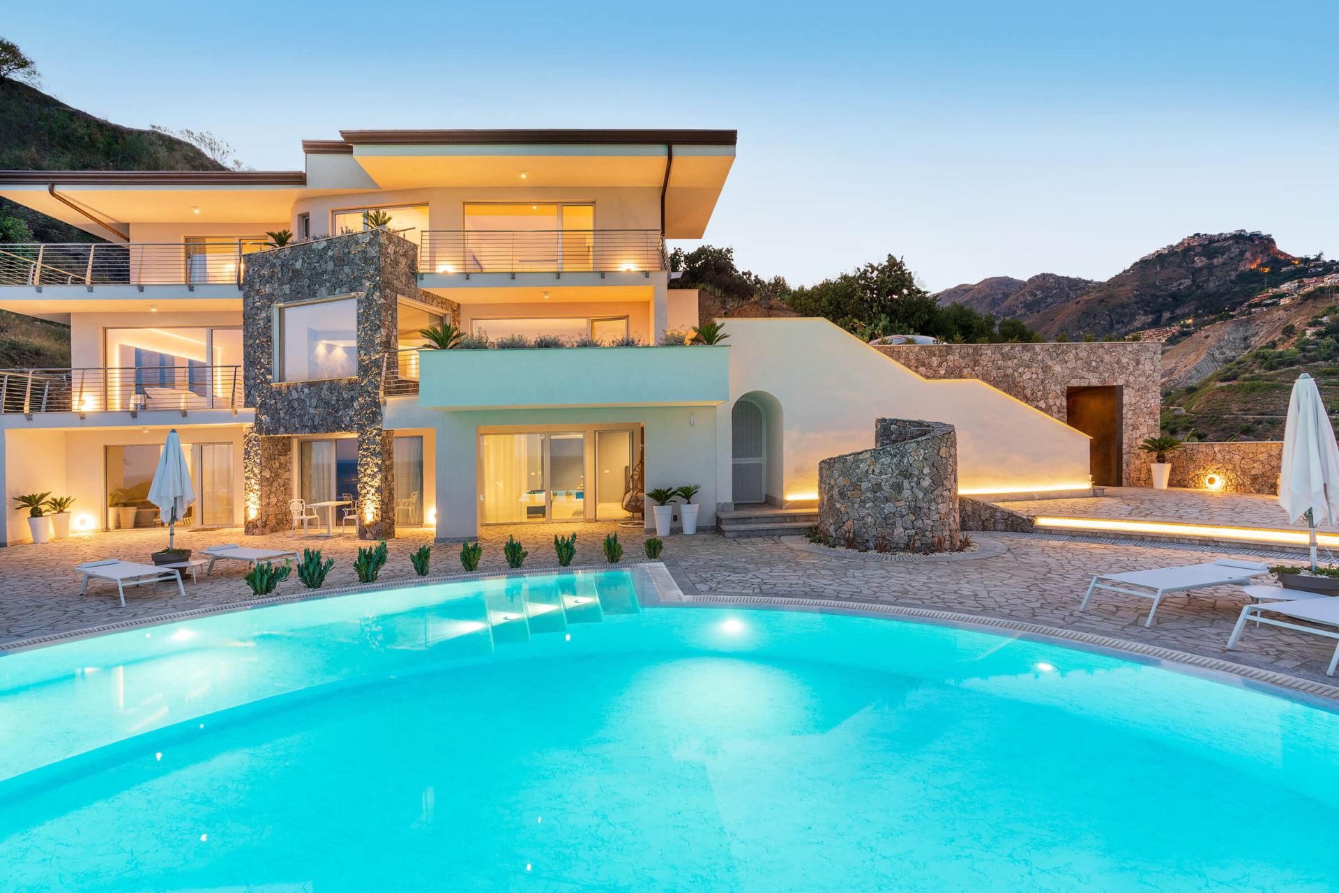 VILLA TAORMINA