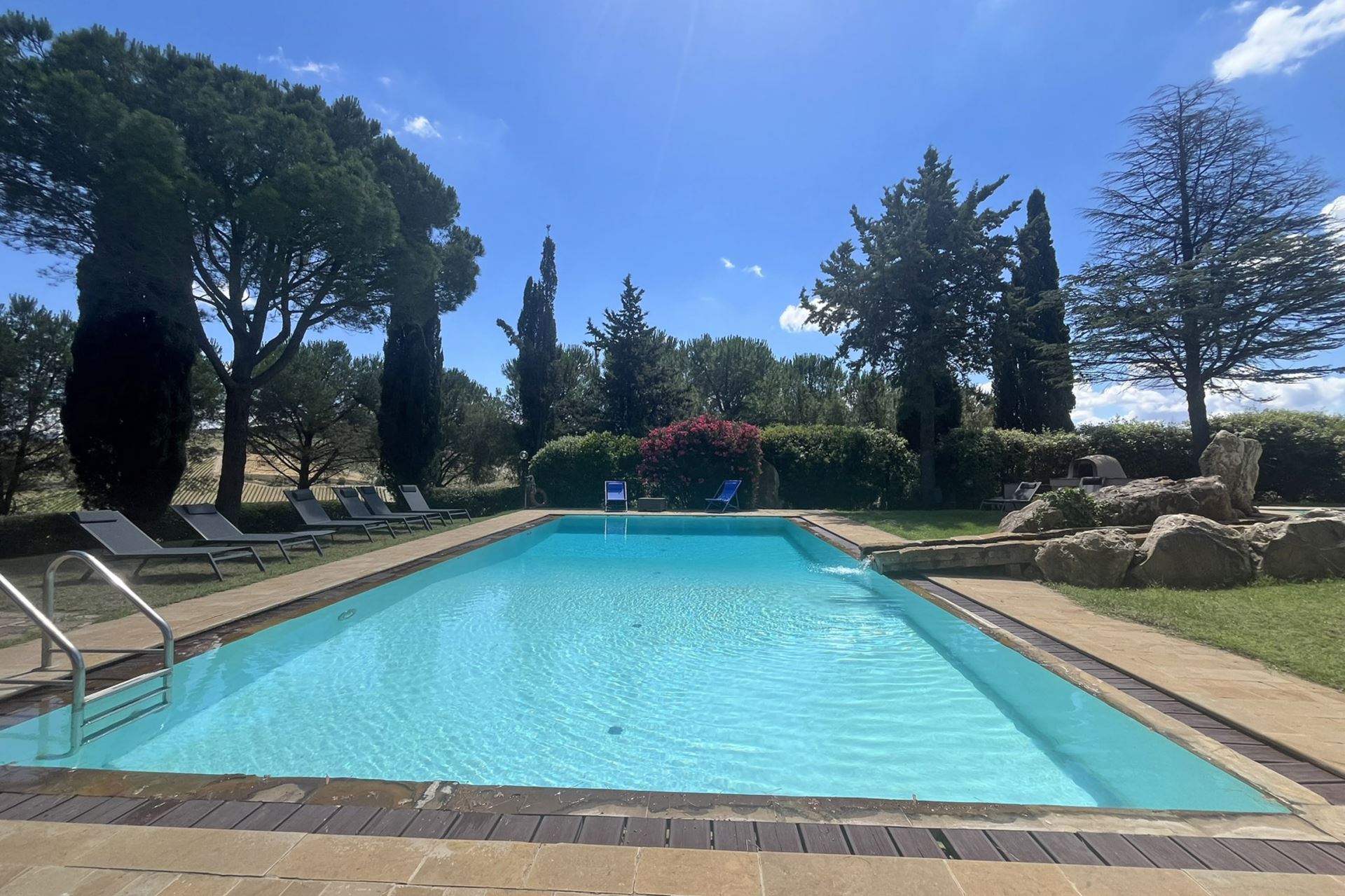 VILLA MARI