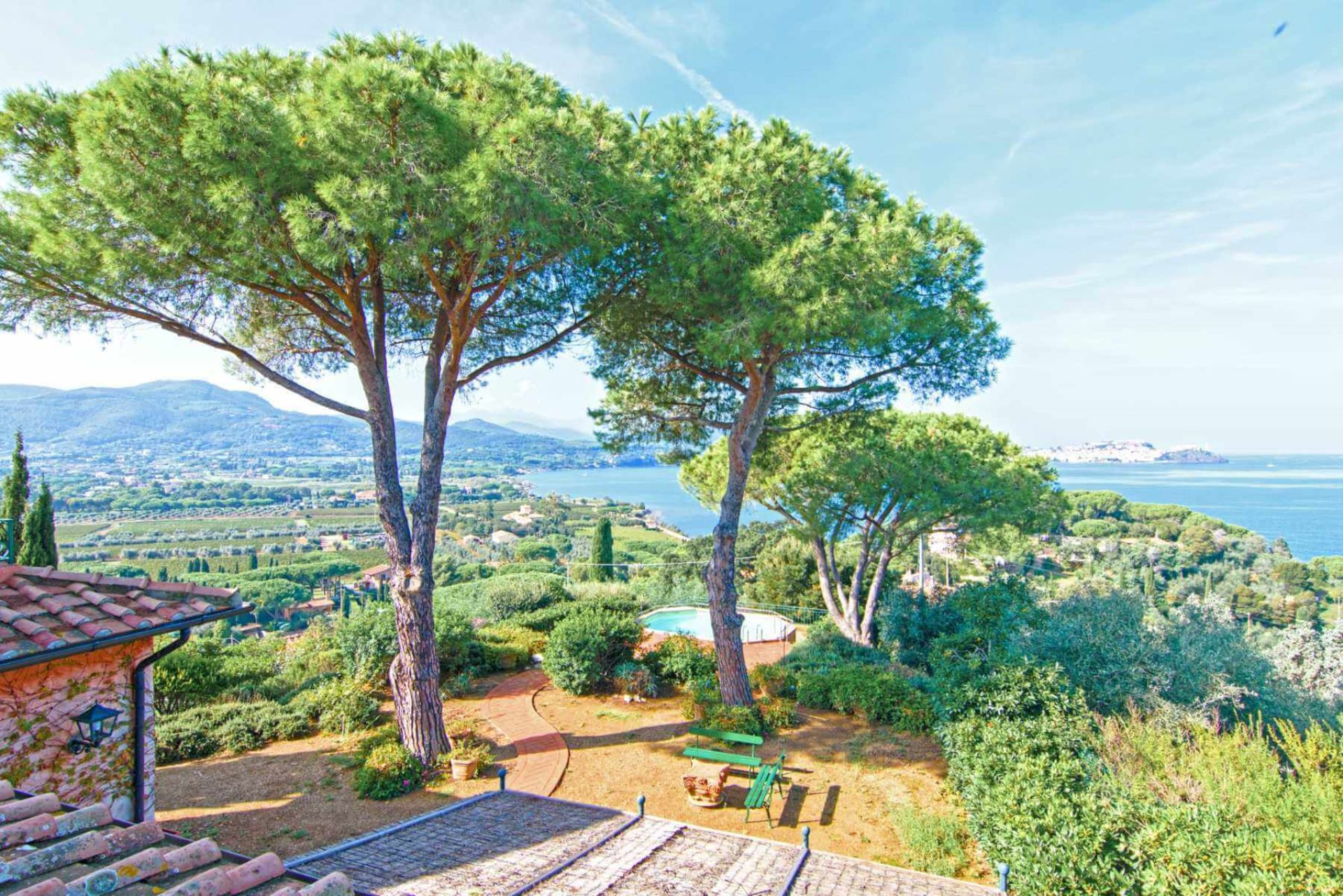VILLA MAGAZZINI