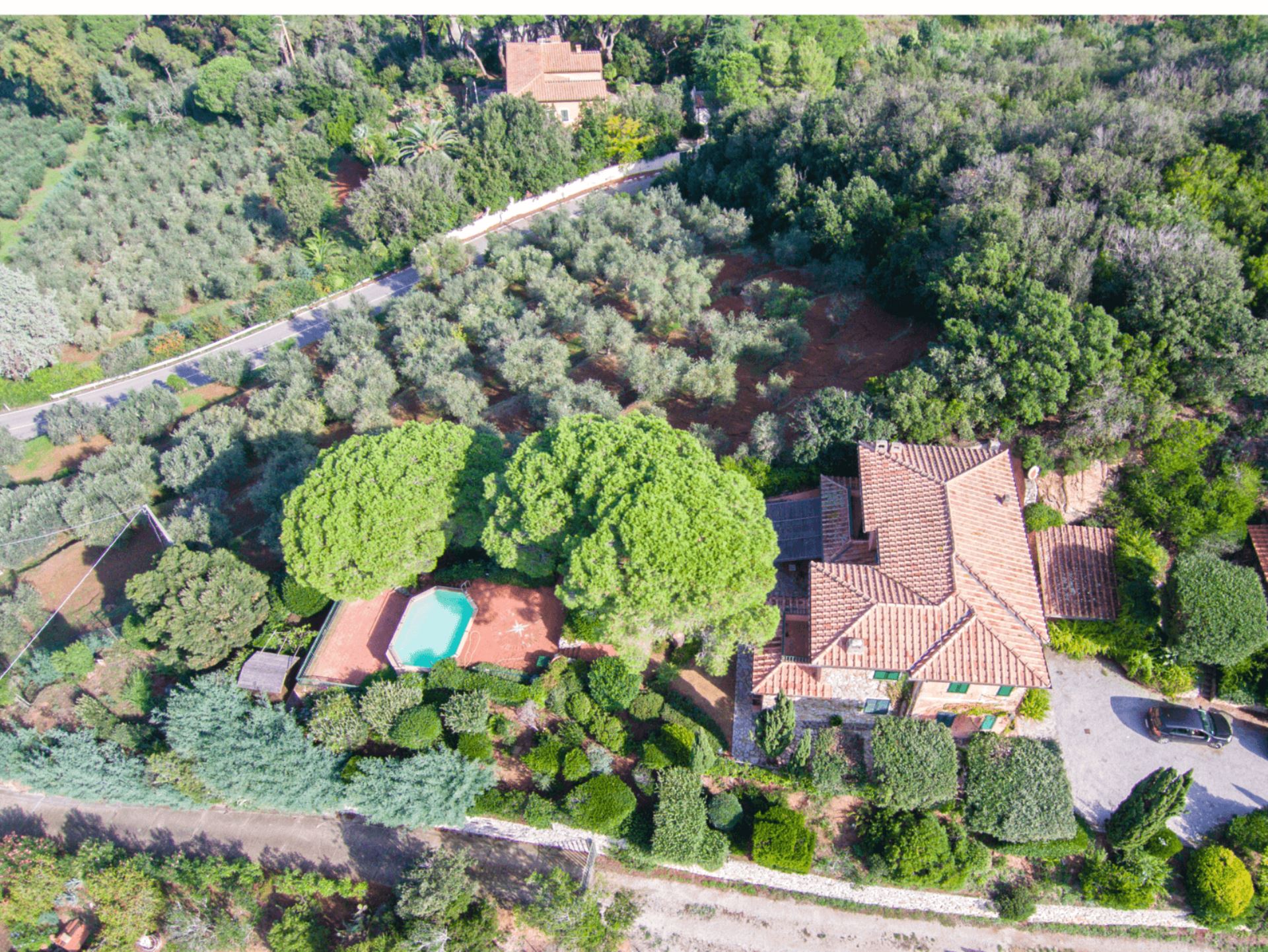 VILLA MAGAZZINI