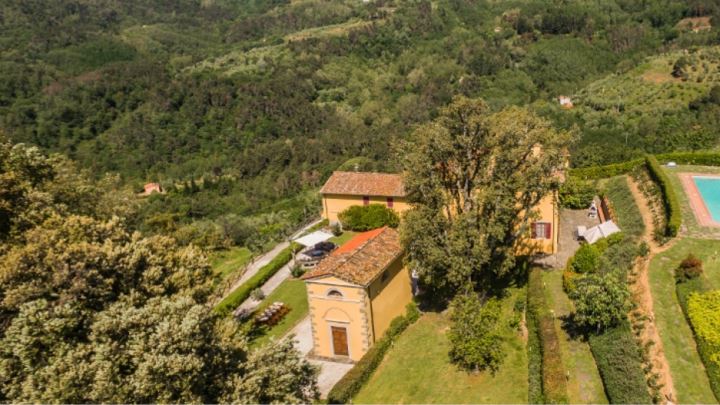 VILLA CERRETA