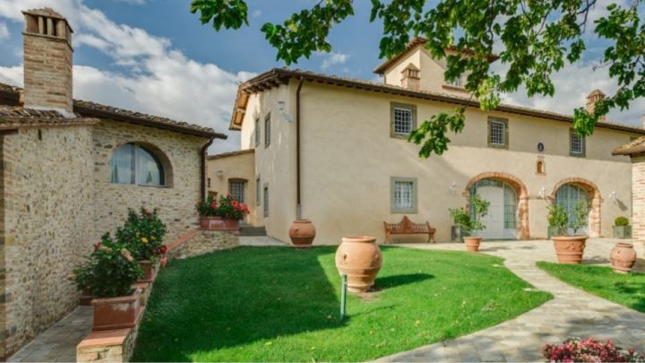 PODERE DEGLI DEI